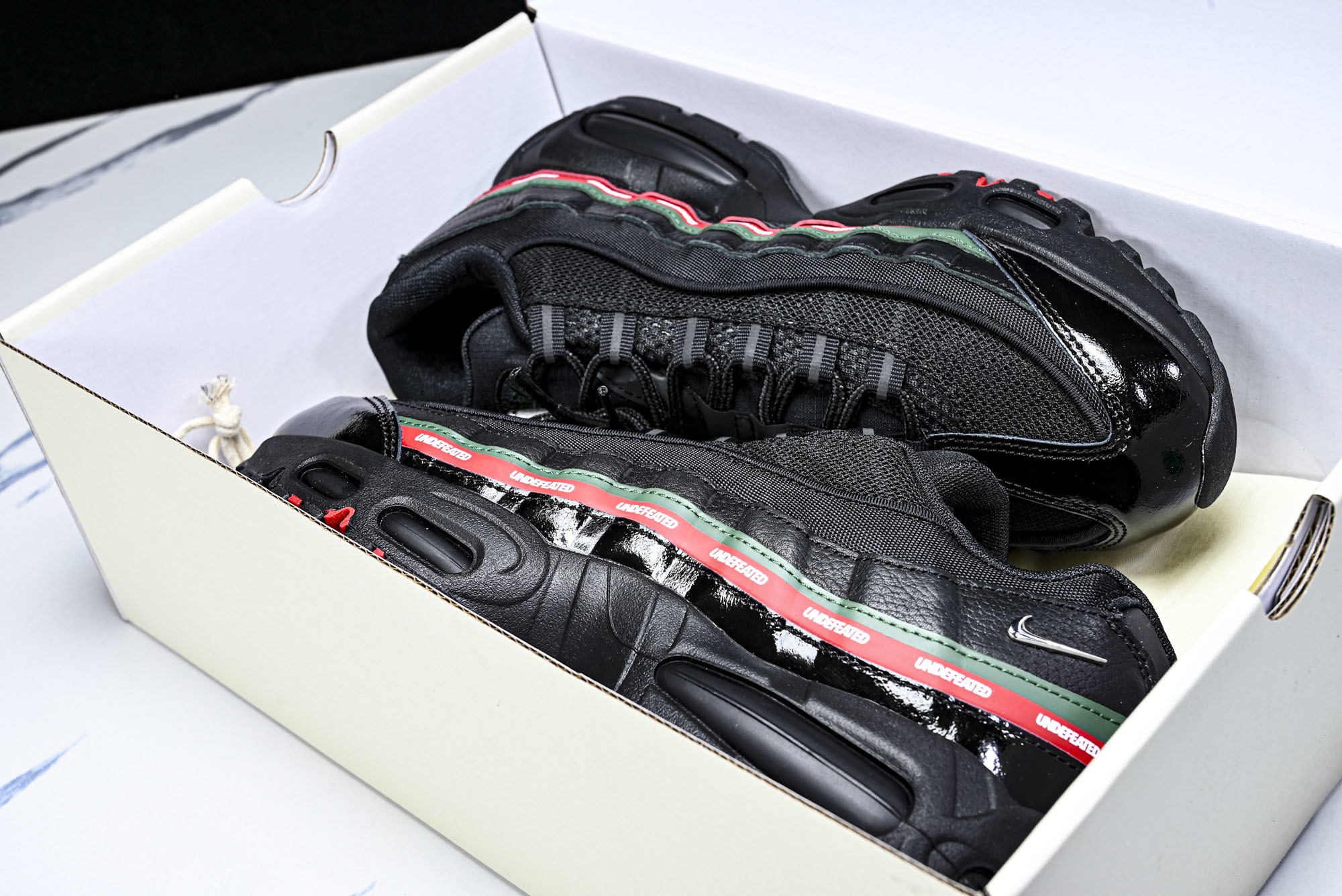纯原外贸Undefeated x Nike Air Max 95 SP 联名款 复古减震气垫跑鞋IB4453-001 #
