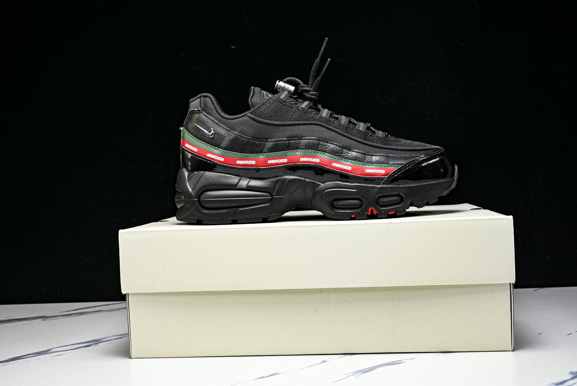 纯原外贸Undefeated x Nike Air Max 95 SP 联名款 复古减震气垫跑鞋IB4453-001 #