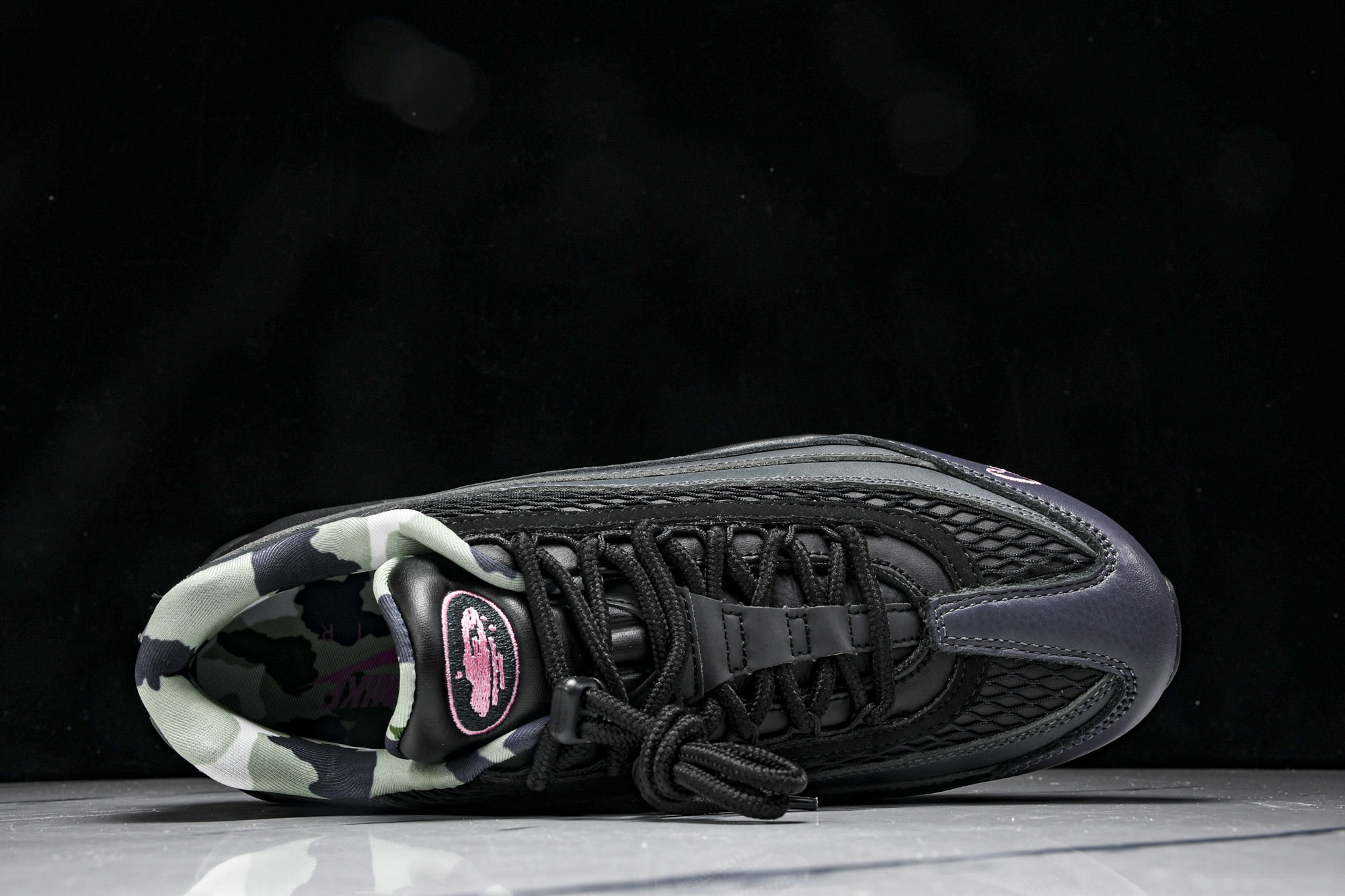 纯原 Nike Air Max 95 复古减震气垫跑鞋 FB2709-001 #YZ001-1 ✦原版1:1 制作 全套 纯原 Nike Air Max 95 复古减震气垫跑鞋 FB2709-001 #YZ001-1 ✦原版1:1 制作 全套