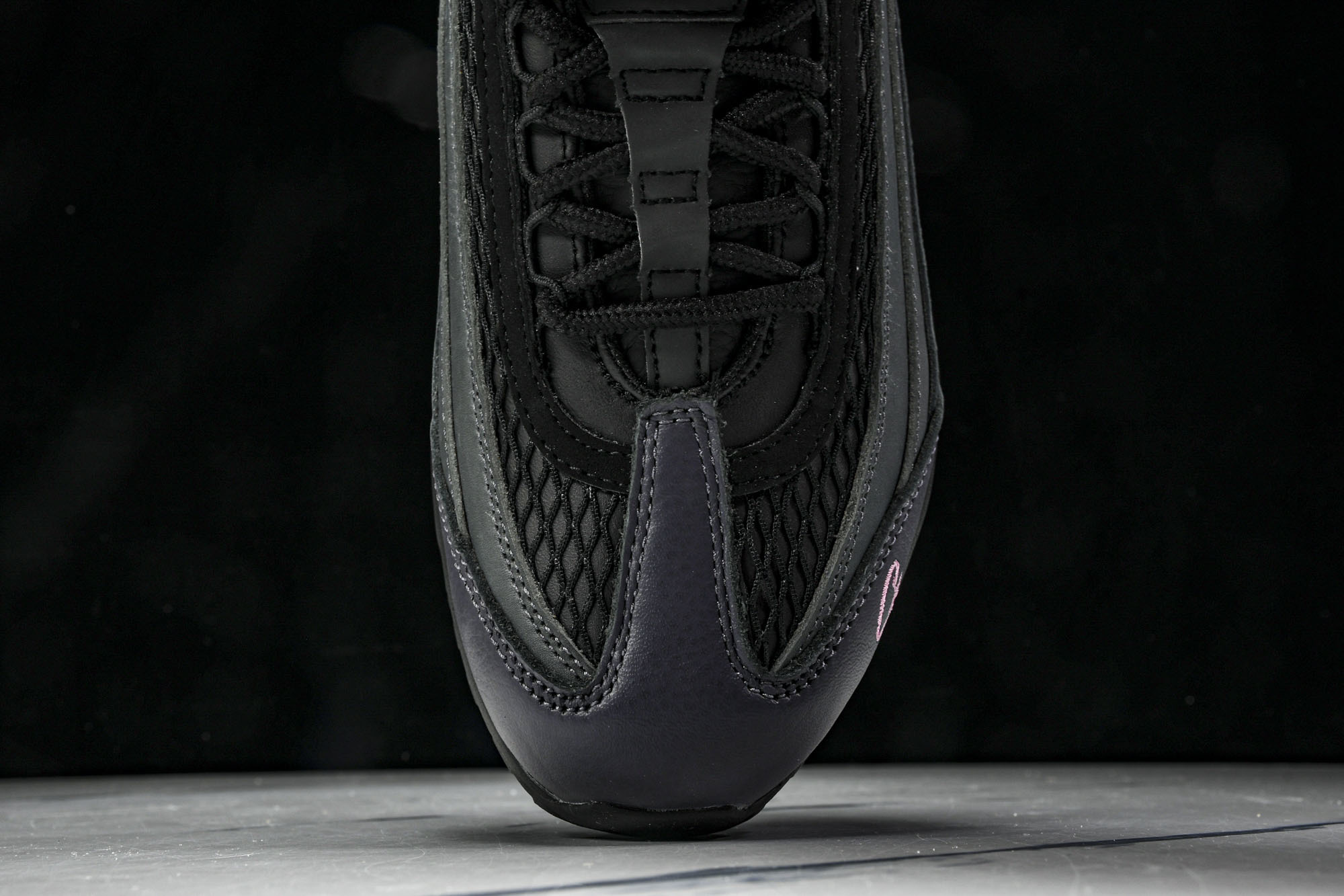 纯原 Nike Air Max 95 复古减震气垫跑鞋 FB2709-001 #YZ001-1 ✦原版1:1 制作 全套 纯原 Nike Air Max 95 复古减震气垫跑鞋 FB2709-001 #YZ001-1 ✦原版1:1 制作 全套