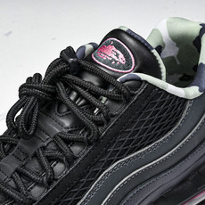 纯原 Nike Air Max 95 复古减震气垫跑鞋 FB2709-001 #YZ001-1 ✦原版1:1 制作 全套 纯原 Nike Air Max 95 复古减震气垫跑鞋 FB2709-001 #YZ001-1 ✦原版1:1 制作 全套