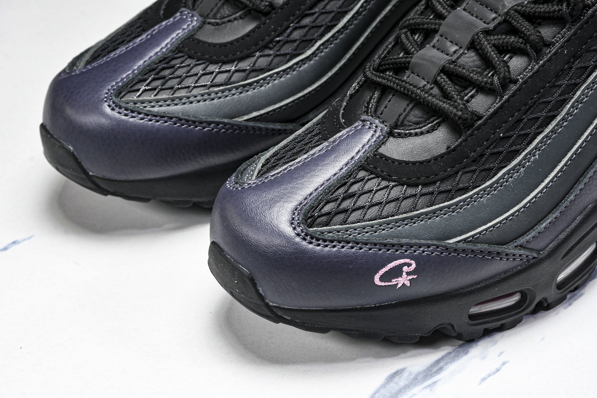 纯原 Nike Air Max 95 复古减震气垫跑鞋 FB2709-001 #YZ001-1 ✦原版1:1 制作 全套 纯原 Nike Air Max 95 复古减震气垫跑鞋 FB2709-001 #YZ001-1 ✦原版1:1 制作 全套