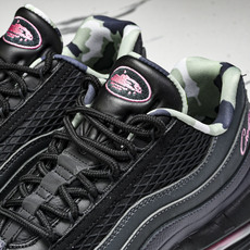 纯原 Nike Air Max 95 复古减震气垫跑鞋 FB2709-001 #YZ001-1 ✦原版1:1 制作 全套 纯原 Nike Air Max 95 复古减震气垫跑鞋 FB2709-001 #YZ001-1 ✦原版1:1 制作 全套