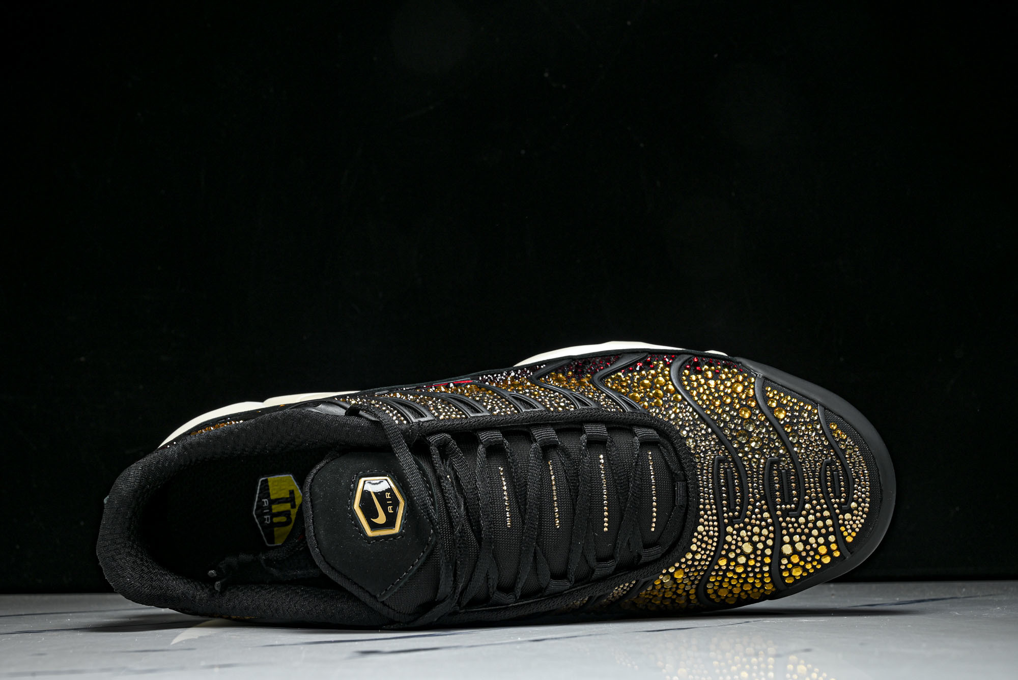 纯原外贸Swarovski x Nike Air Max Plus 施华洛世奇联名女款休闲运动鞋FZ9042 001 #