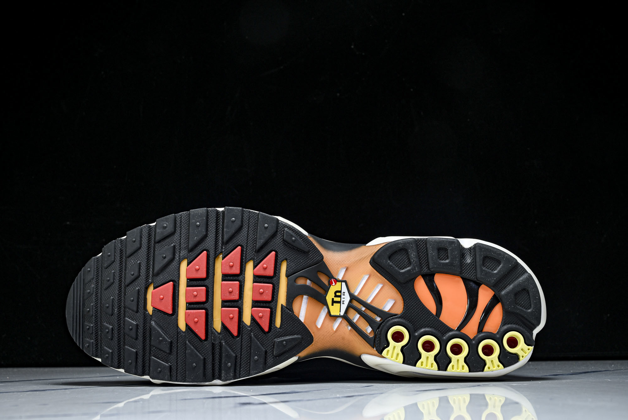 纯原外贸Swarovski x Nike Air Max Plus 施华洛世奇联名女款休闲运动鞋FZ9042 001 #