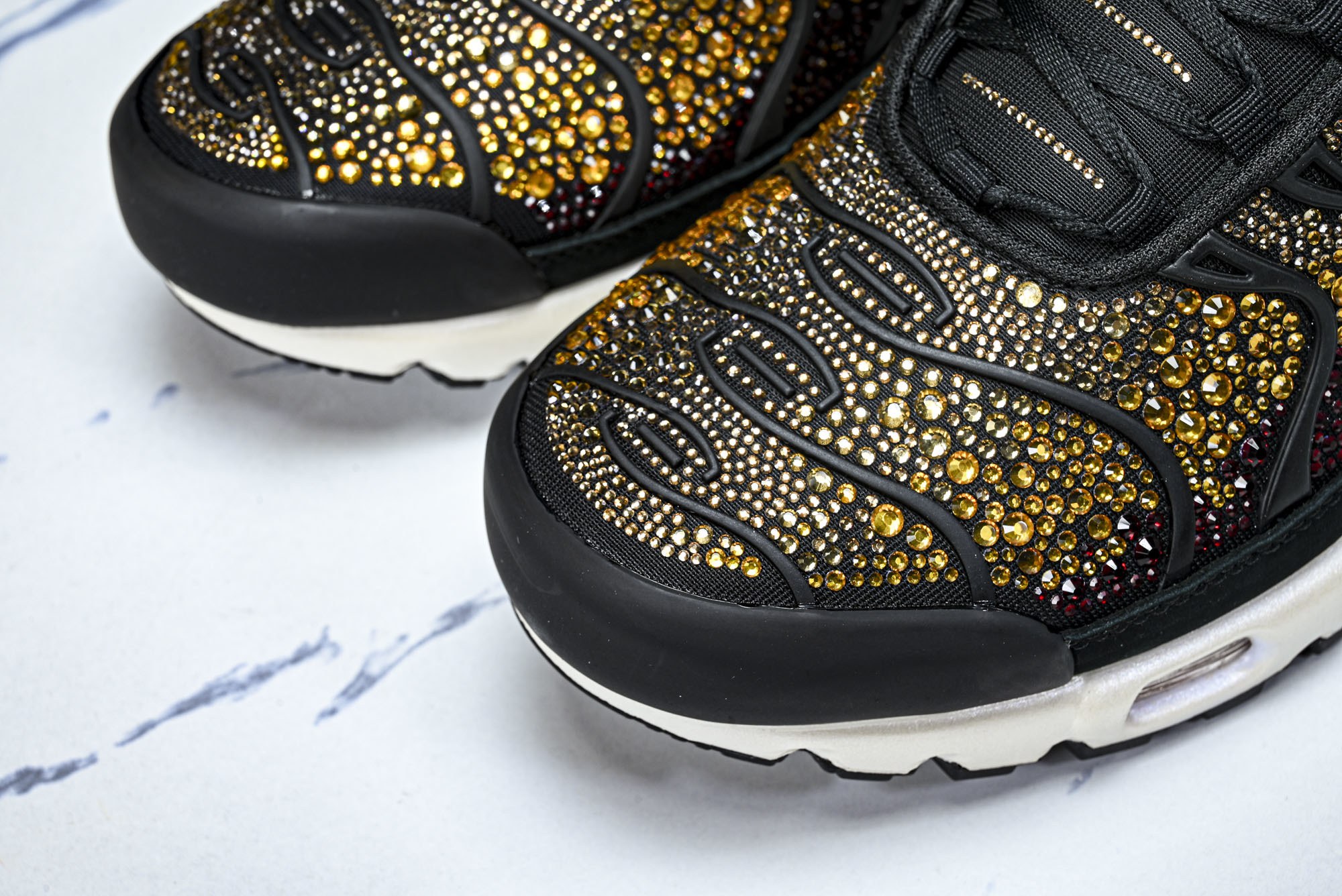 纯原外贸Swarovski x Nike Air Max Plus 施华洛世奇联名女款休闲运动鞋FZ9042 001 #