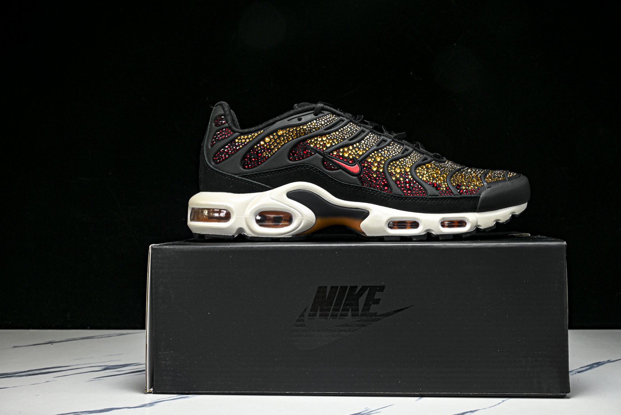 纯原外贸Swarovski x Nike Air Max Plus 施华洛世奇联名女款休闲运动鞋FZ9042 001 #