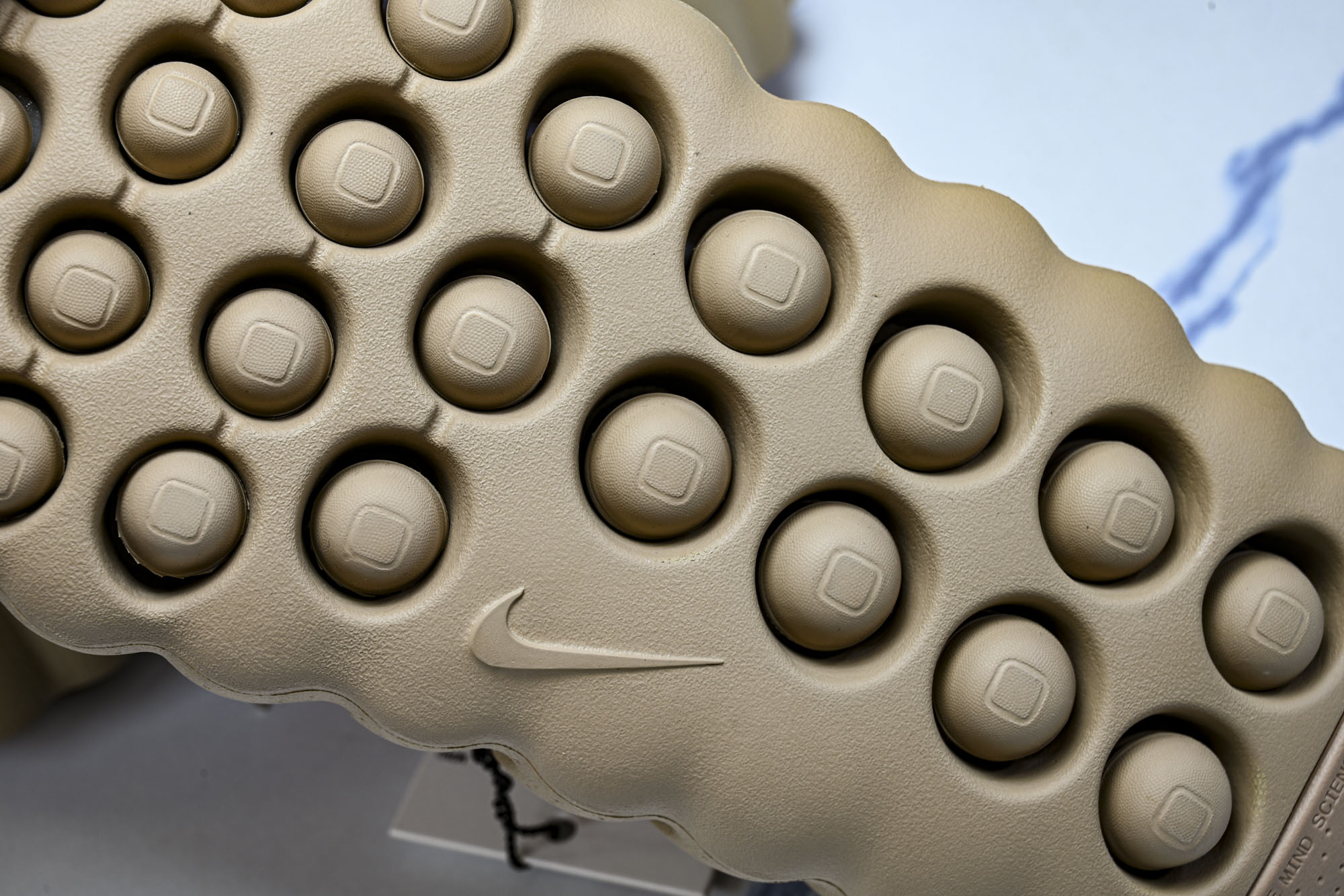 纯原外贸 Nike Mind 001 神经科学足底按摩拖鞋HQ4307-200 #YZ001-1 原版1:1 制作 全套 纯原外贸 Nike Mind 001 神经科学足底按摩拖鞋HQ4307-200 #YZ001-1 原版1:1 制作 全套