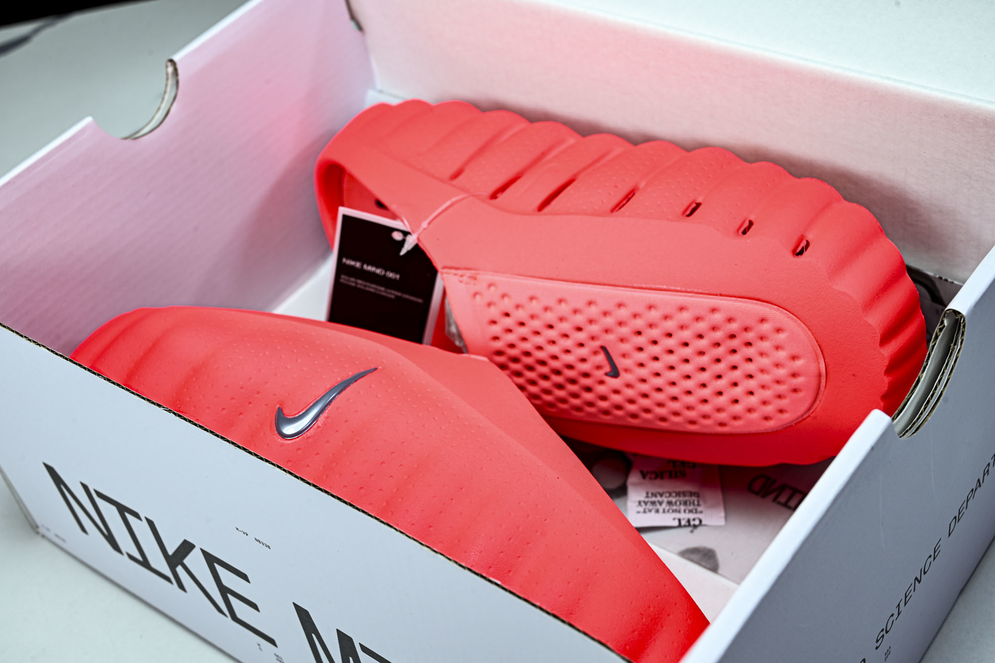 纯原外贸 Nike Mind 001 赛前训练拖鞋 包头运动拖鞋 男女同款 HQ4307-600 #YZ001-1 原版 纯原外贸 Nike Mind 001 赛前训练拖鞋 包头运动拖鞋 男女同款 HQ4307-600 #YZ001-1 原版