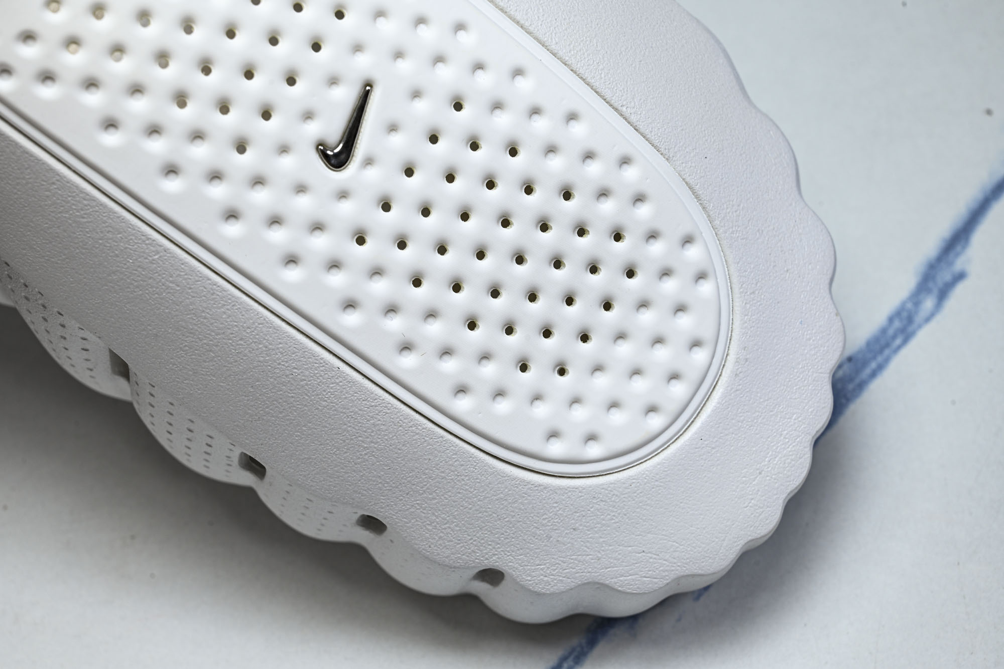 纯原外贸 Nike Mind 001 赛前训练拖鞋 包头运动拖鞋 男女同款HQ4309-101 #YZ001-1 原版1 纯原外贸 Nike Mind 001 赛前训练拖鞋 包头运动拖鞋 男女同款HQ4309-101 #YZ001-1 原版1