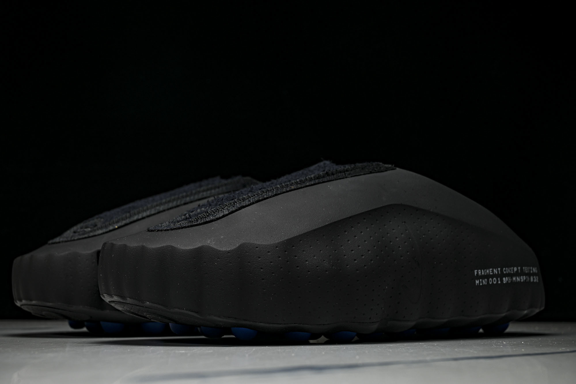 纯原外贸 NK Mind 001 Slide Light Smoke Grey 黑蓝IQ8502-001 #YZ001- 纯原外贸 NK Mind 001 Slide Light Smoke Grey 黑蓝IQ8502-001 #YZ001-