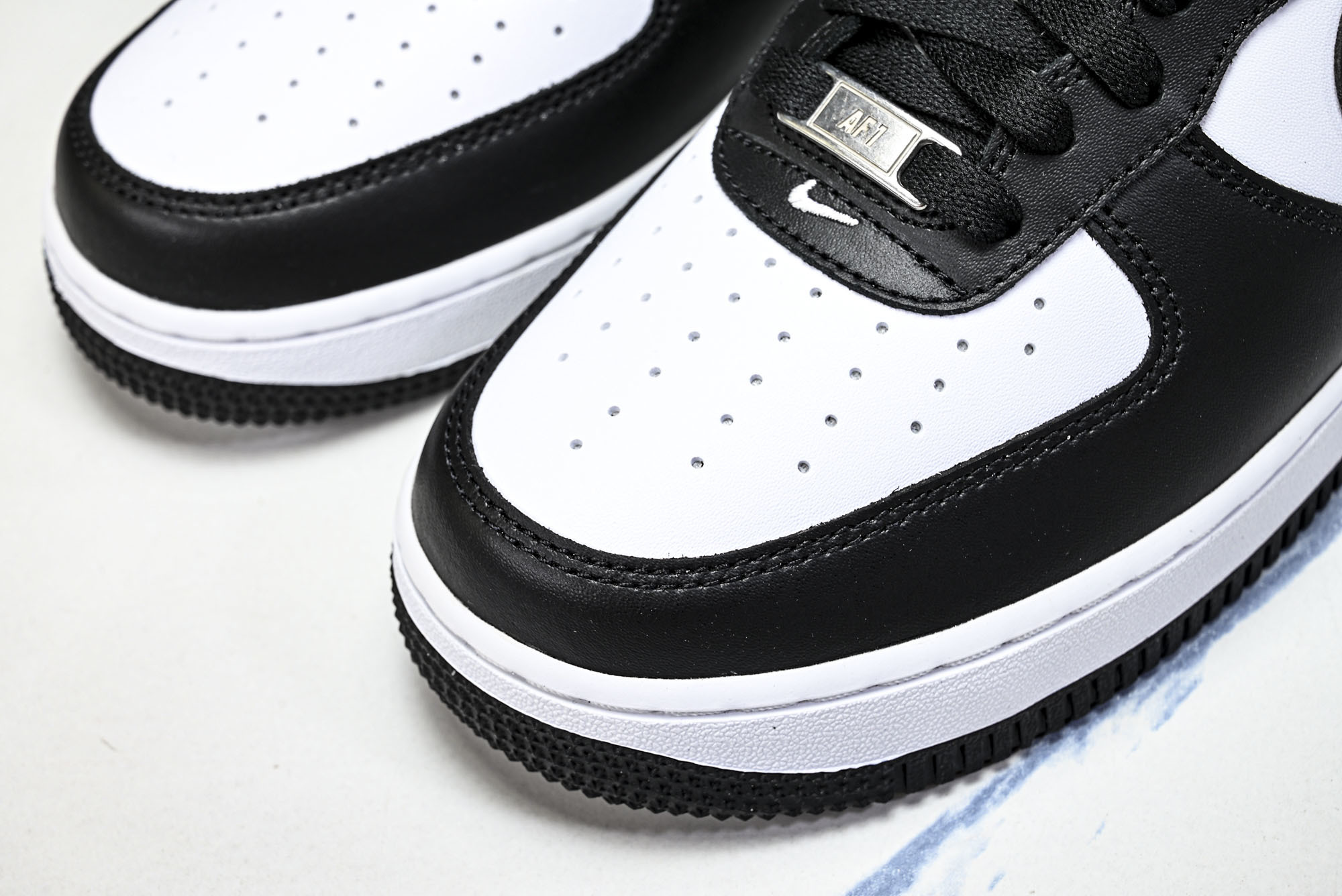 纯原外贸 Nike Air Force 1'07 Low 空军一号低帮休闲板鞋 DX0788-001 #YZ001-1 