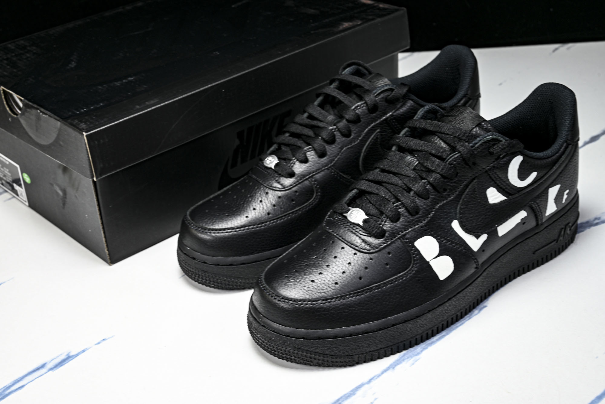 纯原外贸 CDG x Nike Air Force 1'07 Low 联名款 全头层 空军一号低帮休闲板鞋 IB9949 纯原外贸 CDG x Nike Air Force 1'07 Low 联名款 全头层 空军一号低帮休闲板鞋 IB9949