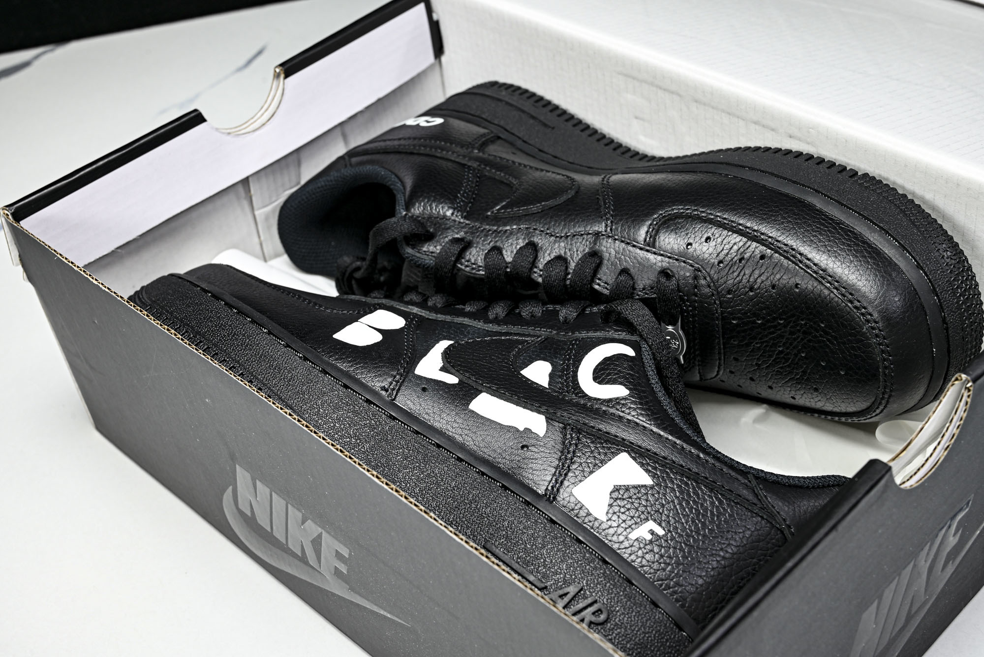 纯原外贸 CDG x Nike Air Force 1'07 Low 联名款 全头层 空军一号低帮休闲板鞋 IB9949 纯原外贸 CDG x Nike Air Force 1'07 Low 联名款 全头层 空军一号低帮休闲板鞋 IB9949