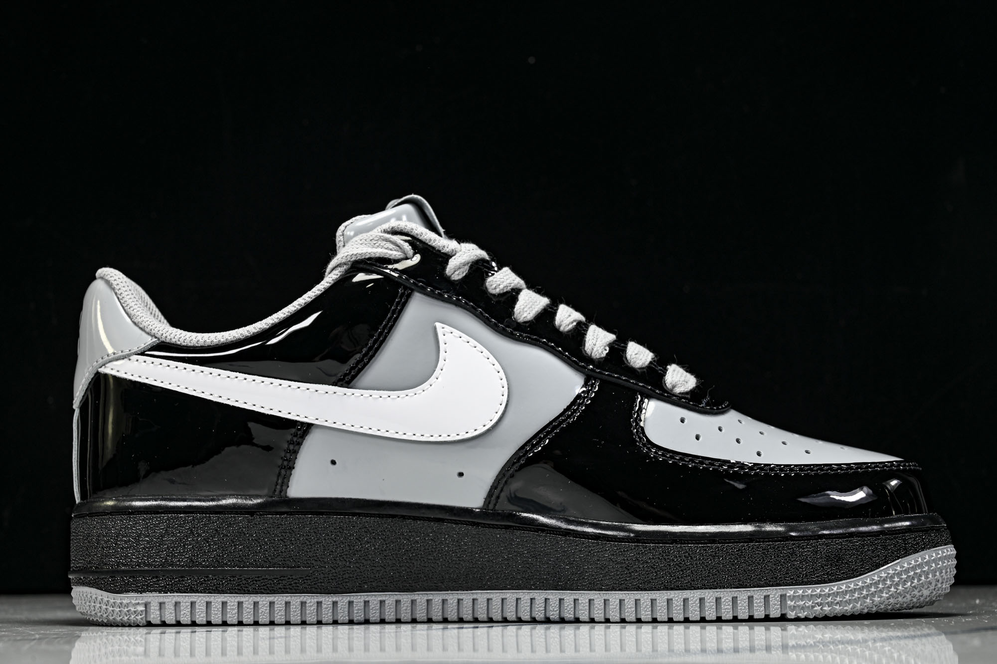 纯原外贸 Central Cee x Nike Air Force 1 Low _Syna World_ 空军一号低帮休 纯原外贸 Central Cee x Nike Air Force 1 Low _Syna World_ 空军一号低帮休