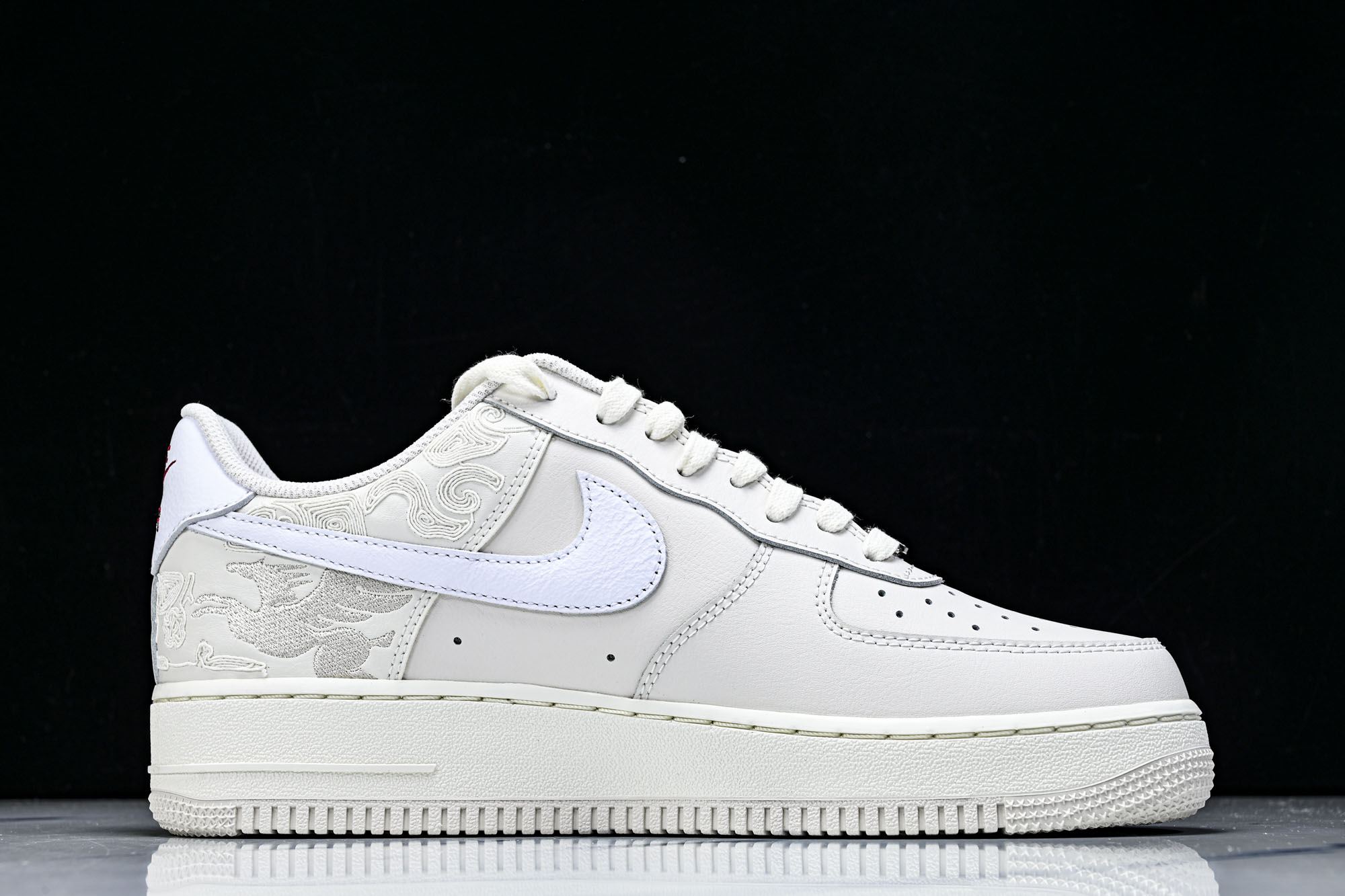 纯原外贸 Nike Air Force 1'07 Low 马年限定 空军一号低帮休闲板鞋 IQ1119-011 #YZ0