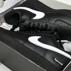 纯原外贸 Supreme x Nike Air Force 1'07 Low 联名款 空军一号低帮休闲板鞋 CU9225 纯原外贸 Supreme x Nike Air Force 1'07 Low 联名款 空军一号低帮休闲板鞋 CU9225