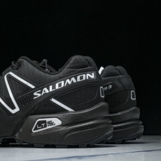 纯原外贸 Salomon Speedcross 3 萨洛蒙 黑色合成材质运动鞋 28 #YZ001-1 36 36.5 纯原外贸 Salomon Speedcross 3 萨洛蒙 黑色合成材质运动鞋 28 #YZ001-1 36 36.5