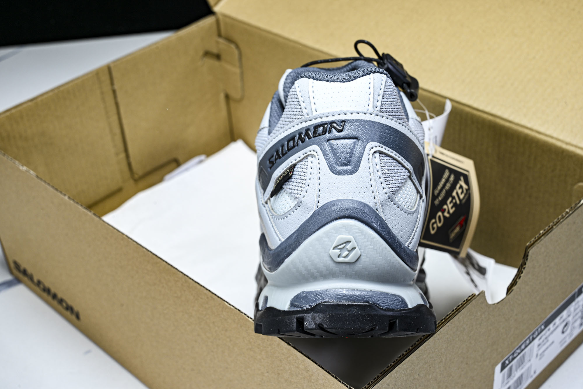 纯原外贸 Salomon XA PRO 3D 萨洛蒙户外越野跑鞋 #YZ001-1 原版1:1 制作 全套私模 开发出 纯原外贸 Salomon XA PRO 3D 萨洛蒙户外越野跑鞋 #YZ001-1 原版1:1 制作 全套私模 开发出