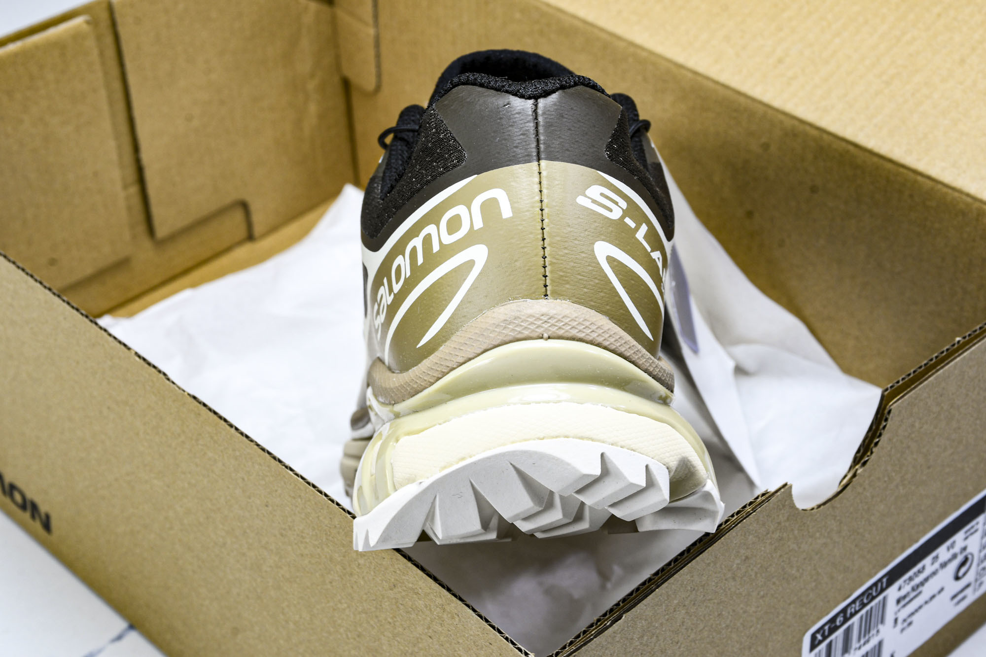 纯原外贸 Salomon XT-6 _Recut_ 所罗门高科端技户外休闲跑鞋 -25 #YZ001-1 原版1:1 制 纯原外贸 Salomon XT-6 _Recut_ 所罗门高科端技户外休闲跑鞋 -25 #YZ001-1 原版1:1 制