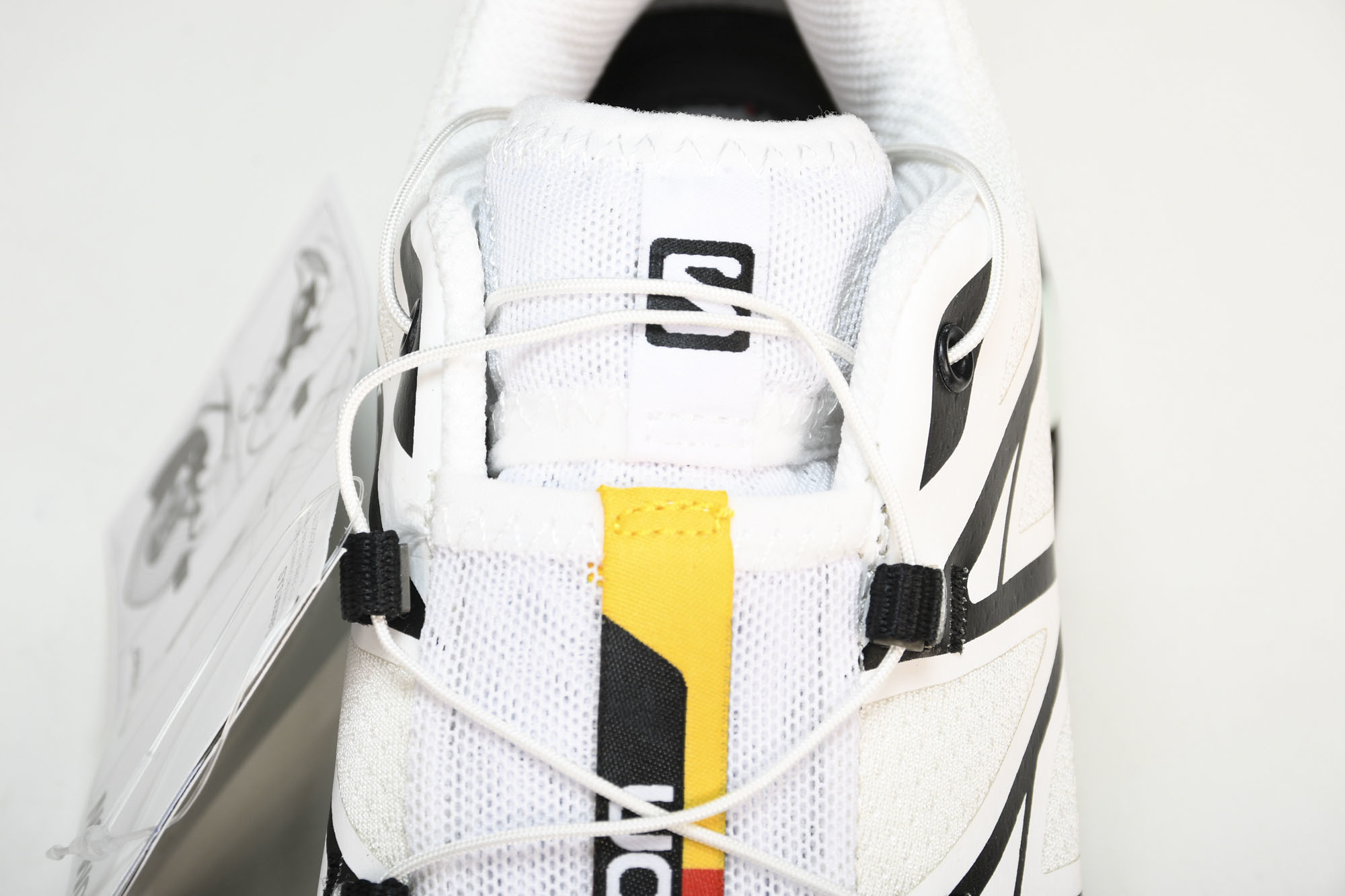 纯原外贸 Salomon XT-6 哈士奇 户外跑步鞋 黑白蓝 #YZ001-1 尺码:36 36.5 37 38 3 纯原外贸 Salomon XT-6 哈士奇 户外跑步鞋 黑白蓝 #YZ001-1 尺码:36 36.5 37 38 3
