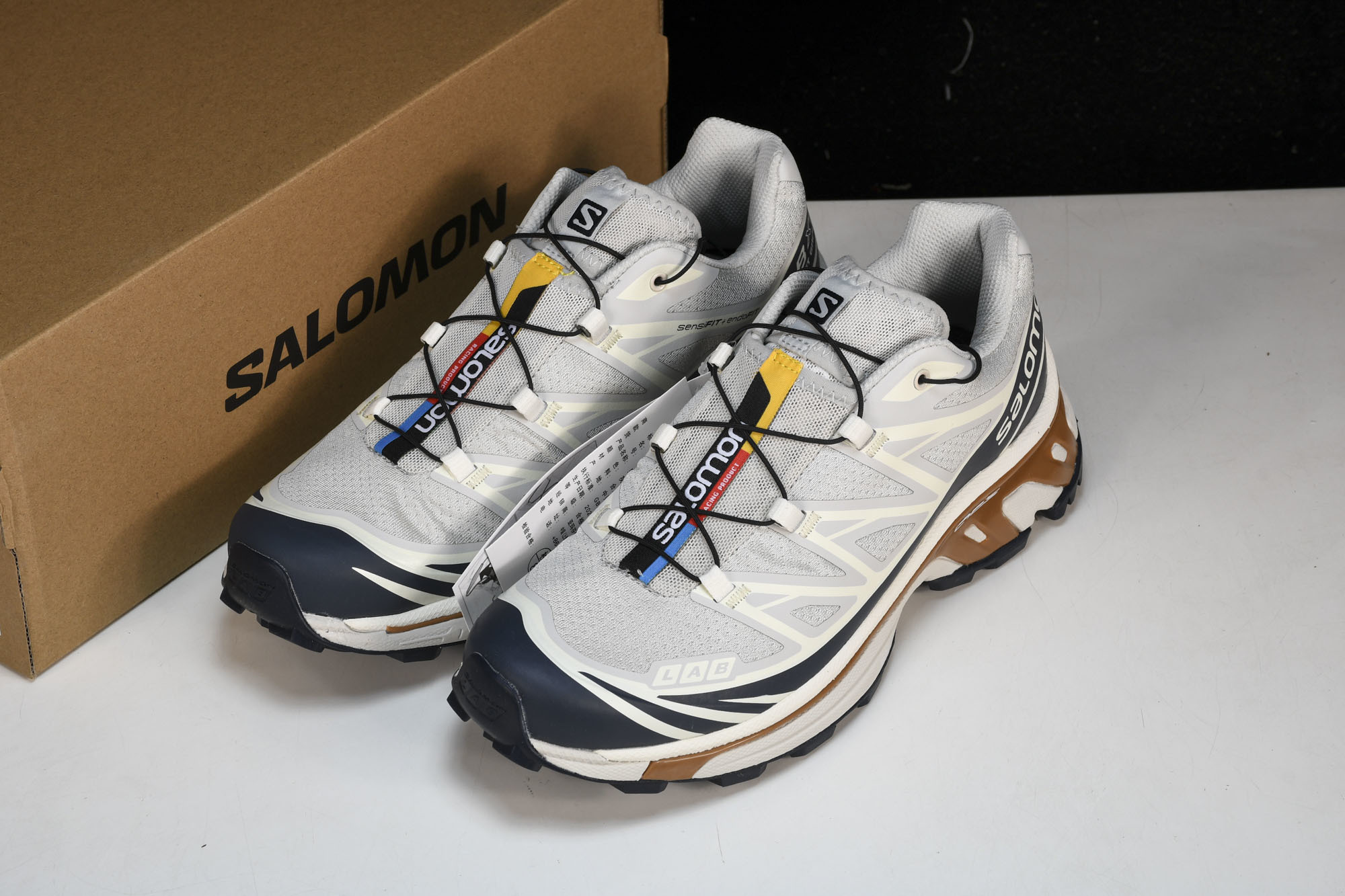 纯原外贸 SALOMON XT-6 灰白 货号_ #YZ001-1 原版1:1 制作 全套私模 开发出自代工厂版师之手 纯原外贸 SALOMON XT-6 灰白 货号_ #YZ001-1 原版1:1 制作 全套私模 开发出自代工厂版师之手