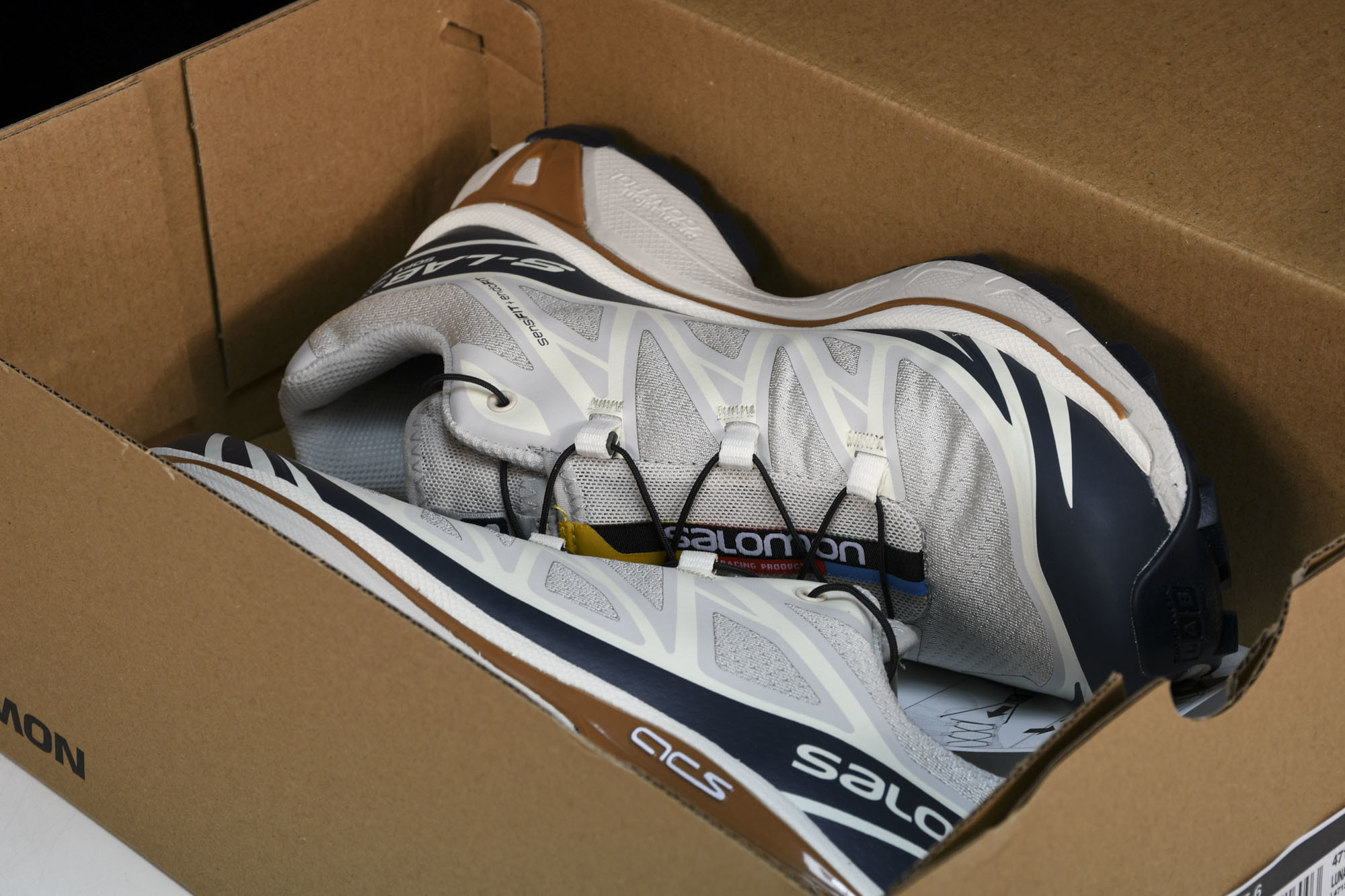 纯原外贸 SALOMON XT-6 灰白 货号_ #YZ001-1 原版1:1 制作 全套私模 开发出自代工厂版师之手 纯原外贸 SALOMON XT-6 灰白 货号_ #YZ001-1 原版1:1 制作 全套私模 开发出自代工厂版师之手