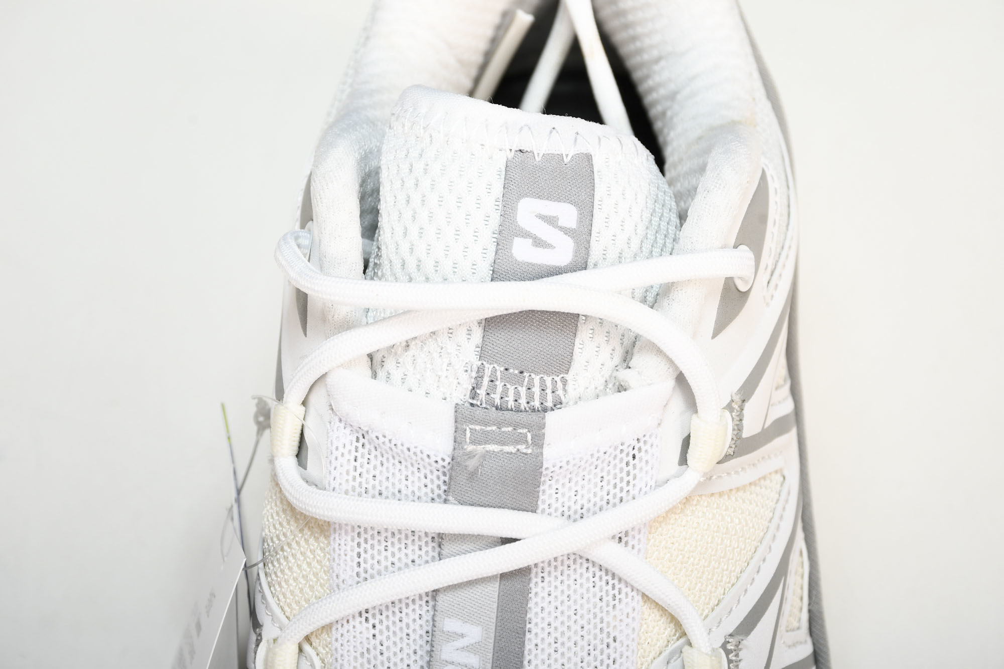 纯原外贸 SALOMON XT-6系列 冰川白 货号_ #YZ001-1 原版1:1 制作 全套私模 开发出自代工厂版师 纯原外贸 SALOMON XT-6系列 冰川白 货号_ #YZ001-1 原版1:1 制作 全套私模 开发出自代工厂版师