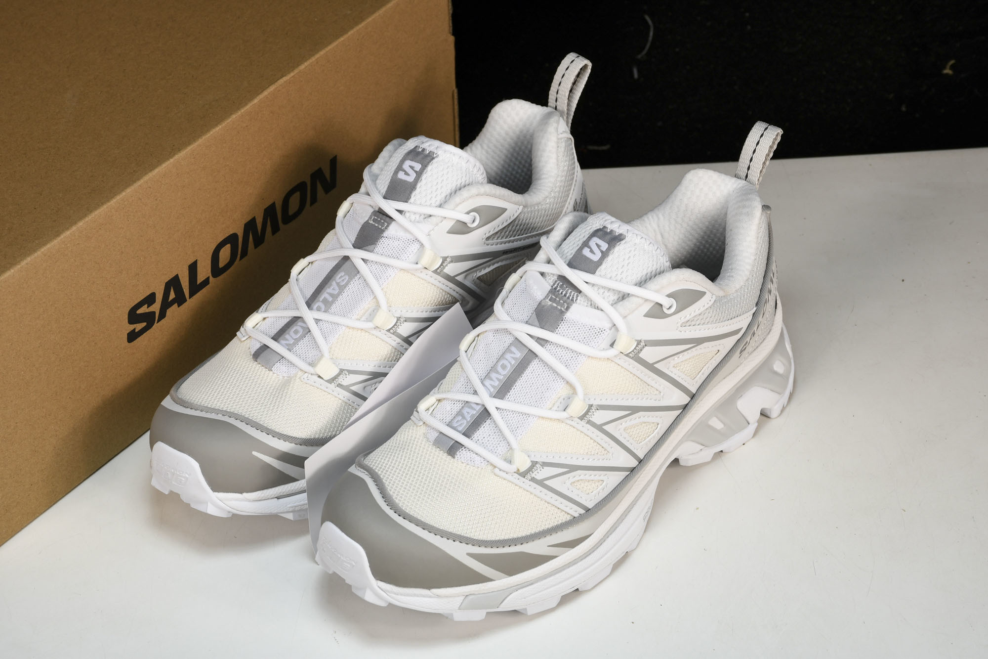 纯原外贸 SALOMON XT-6系列 冰川白 货号_ #YZ001-1 原版1:1 制作 全套私模 开发出自代工厂版师 纯原外贸 SALOMON XT-6系列 冰川白 货号_ #YZ001-1 原版1:1 制作 全套私模 开发出自代工厂版师