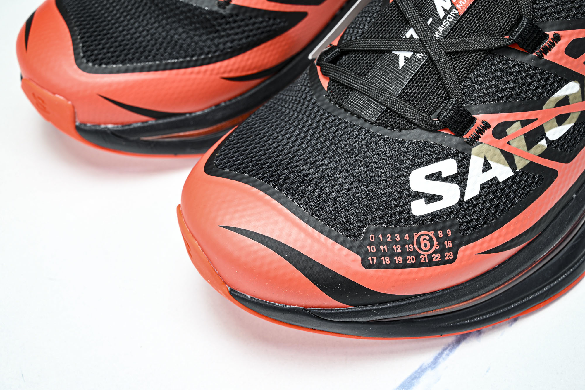 纯原外贸 Salomon XT-MM6 联名款 萨洛蒙圆头系带低帮生活休闲鞋 29 #YZ001-1 原版1:1 制作 纯原外贸 Salomon XT-MM6 联名款 萨洛蒙圆头系带低帮生活休闲鞋 29 #YZ001-1 原版1:1 制作