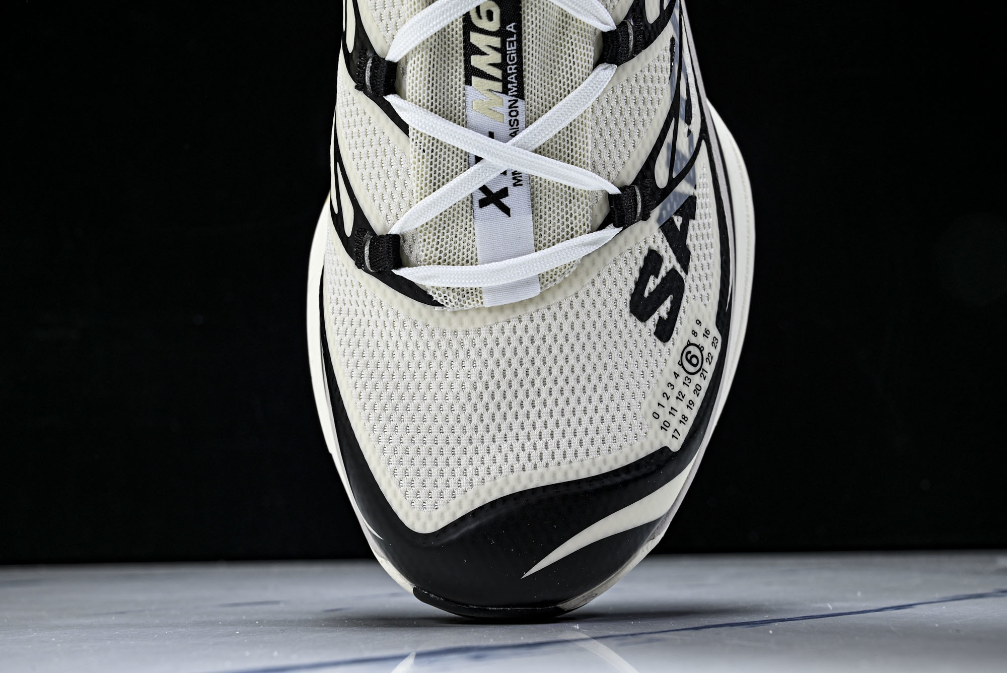 纯原外贸 Salomon XT-MM6 联名款 萨洛蒙圆头系带低帮生活休闲鞋 34 #YZ001-1 原版1:1 制作 纯原外贸 Salomon XT-MM6 联名款 萨洛蒙圆头系带低帮生活休闲鞋 34 #YZ001-1 原版1:1 制作