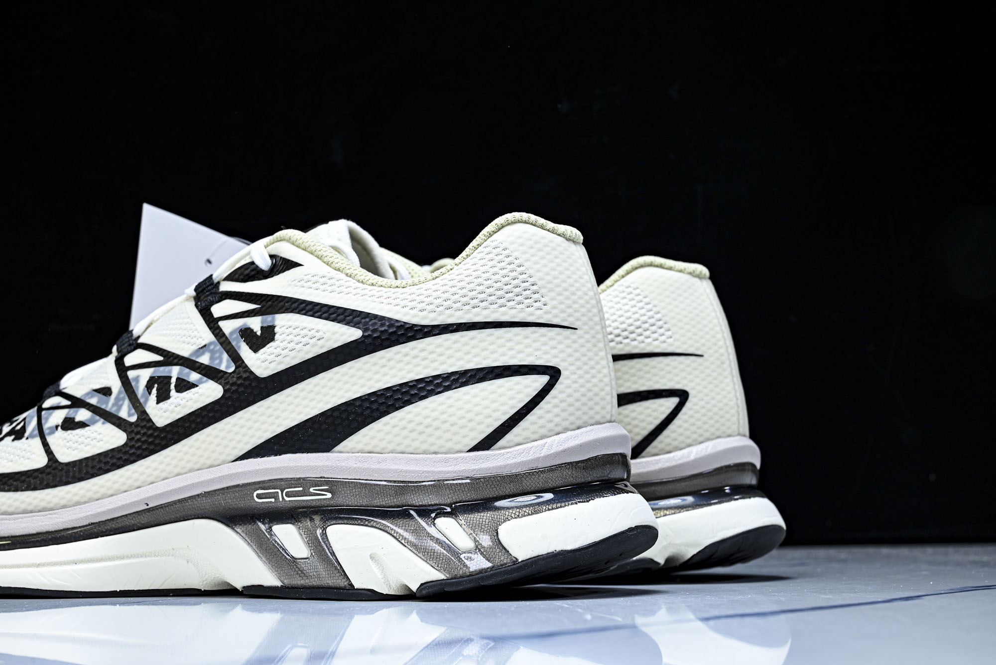 纯原外贸 Salomon XT-MM6 联名款 萨洛蒙圆头系带低帮生活休闲鞋 34 #YZ001-1 原版1:1 制作 纯原外贸 Salomon XT-MM6 联名款 萨洛蒙圆头系带低帮生活休闲鞋 34 #YZ001-1 原版1:1 制作