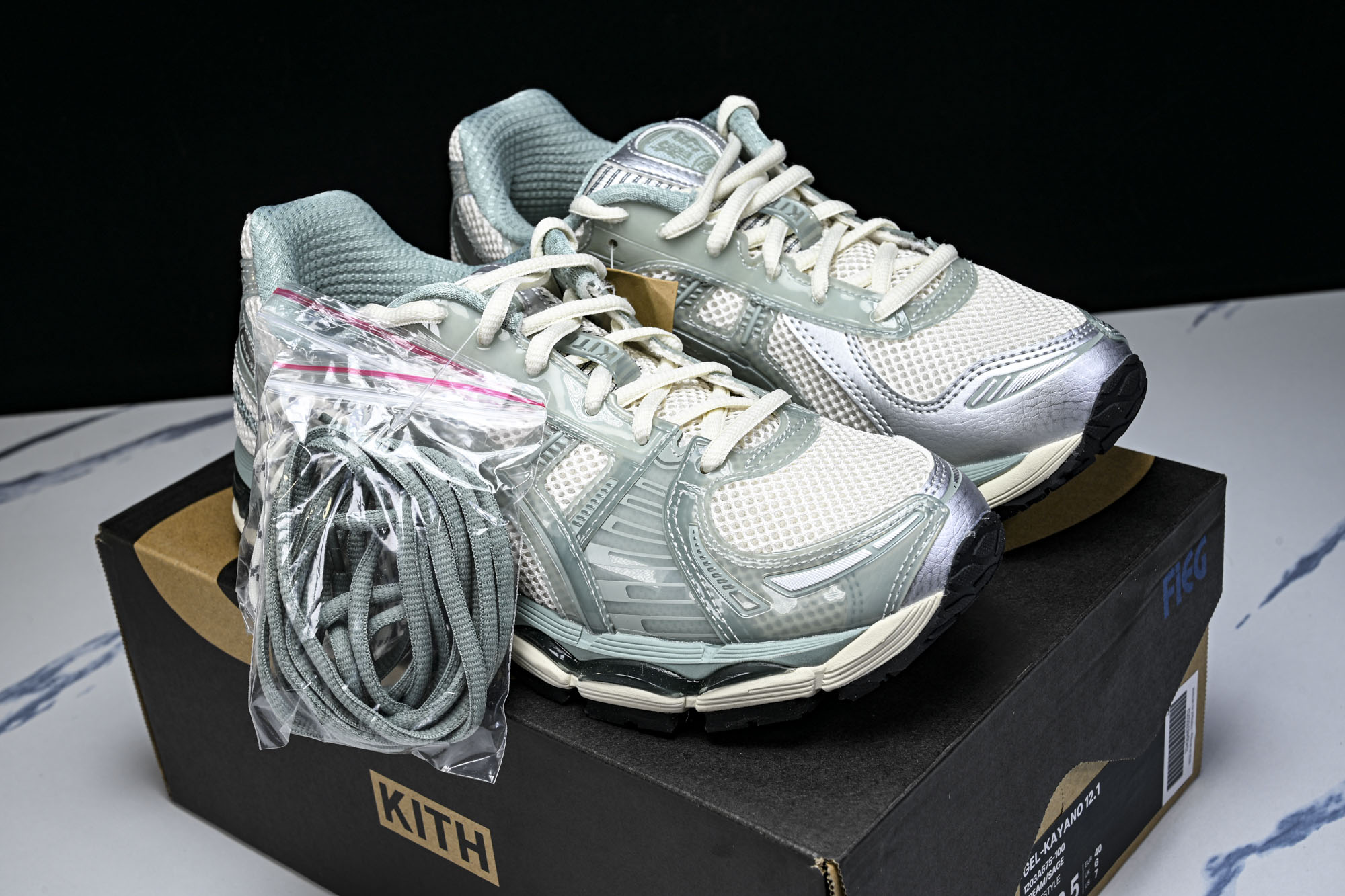 外贸平台 ASICS Gel-Kayano 12.1 Kith Cream Sage 浅绿白 1203A675-100 外贸平台 ASICS Gel-Kayano 12.1 Kith Cream Sage 浅绿白 1203A675-100