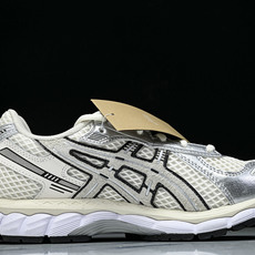 外贸平台 ASICS Gel-Kayano 12.1 Lapstone & Hammer The Spark 白黑红 1 外贸平台 ASICS Gel-Kayano 12.1 Lapstone & Hammer The Spark 白黑红 1
