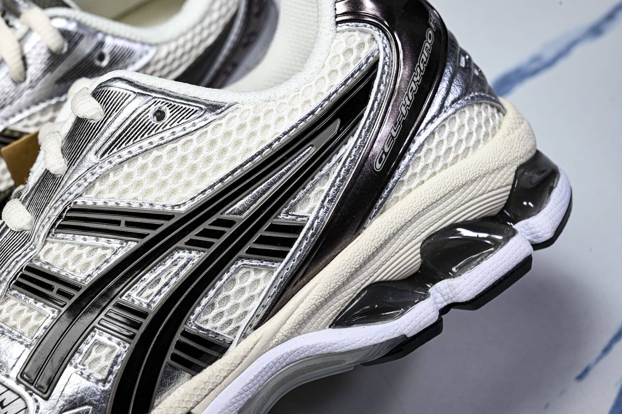 外贸平台 Asics Gel-Kayano 14 亚瑟士运动休闲透气专业跑鞋1201A019-108 #YZ002-2 外贸平台 Asics Gel-Kayano 14 亚瑟士运动休闲透气专业跑鞋1201A019-108 #YZ002-2