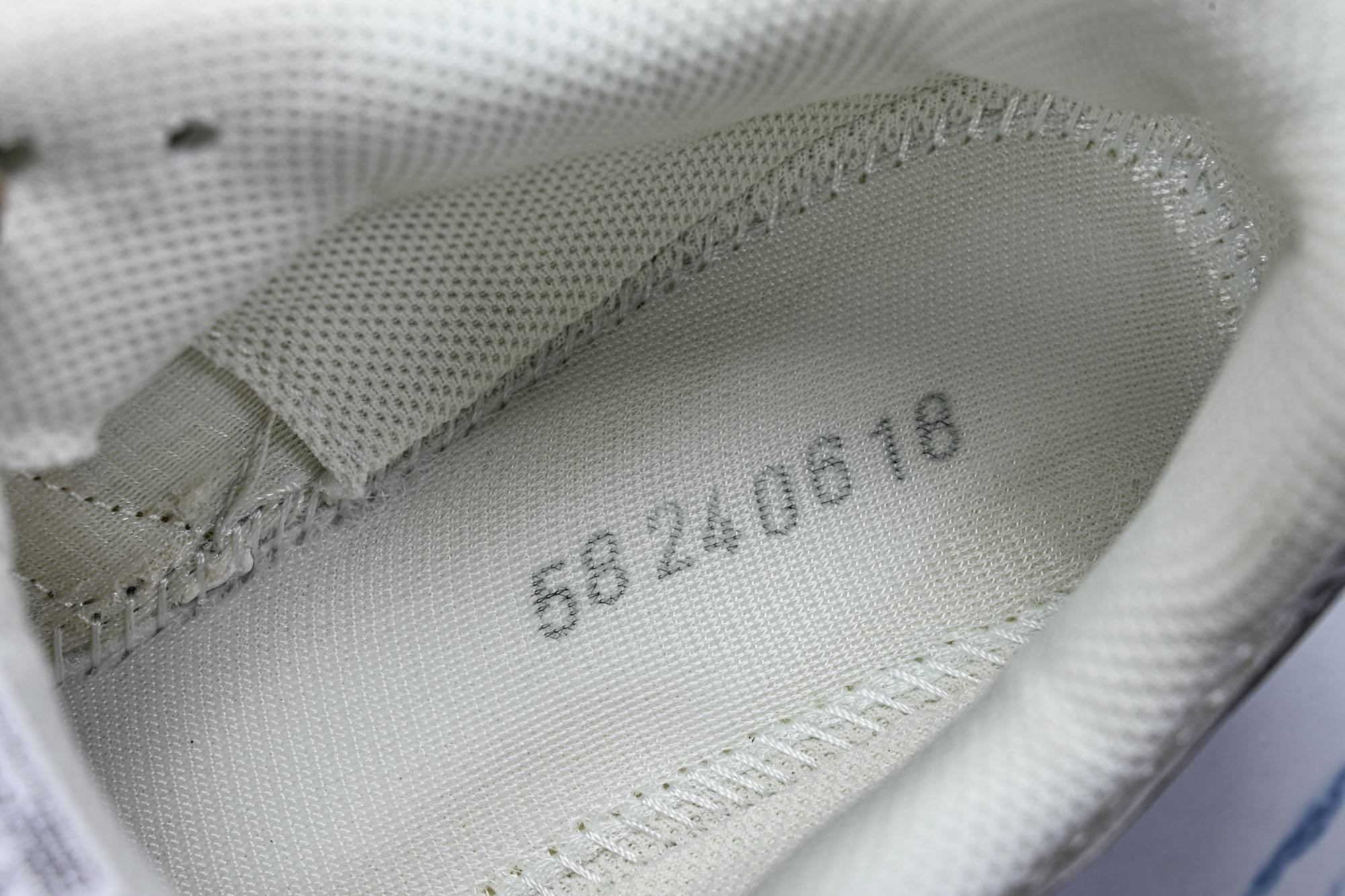 外贸平台 Asics Gel-Kayano 14 亚瑟士运动休闲透气专业跑鞋1201A019-108 #YZ002-2 外贸平台 Asics Gel-Kayano 14 亚瑟士运动休闲透气专业跑鞋1201A019-108 #YZ002-2