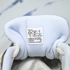 外贸平台 Asics Gel-Kayano 14 亚瑟士运动休闲透气专业跑鞋1201A457-100 #YZ002-2 外贸平台 Asics Gel-Kayano 14 亚瑟士运动休闲透气专业跑鞋1201A457-100 #YZ002-2