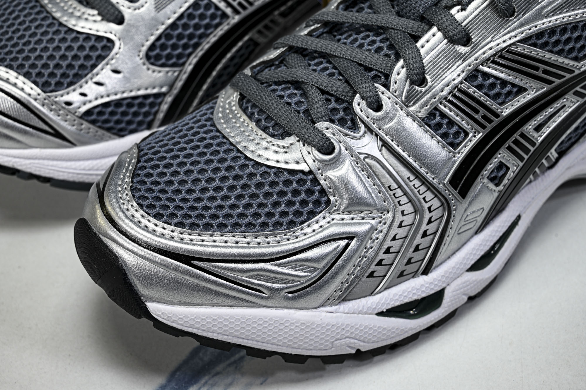 外贸平台 Asics Gel-Kayano 14 亚瑟士运动休闲透气专业跑鞋1203A537-020 #YZ002-2 外贸平台 Asics Gel-Kayano 14 亚瑟士运动休闲透气专业跑鞋1203A537-020 #YZ002-2
