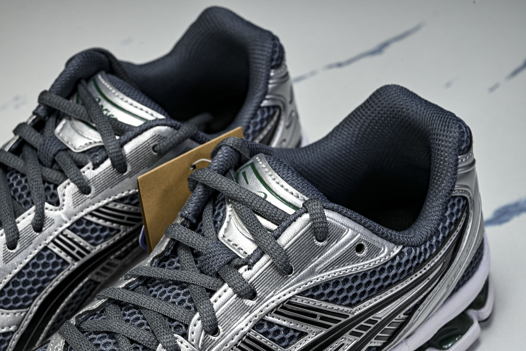 外贸平台 Asics Gel-Kayano 14 亚瑟士运动休闲透气专业跑鞋1203A537-020 #YZ002-2 外贸平台 Asics Gel-Kayano 14 亚瑟士运动休闲透气专业跑鞋1203A537-020 #YZ002-2
