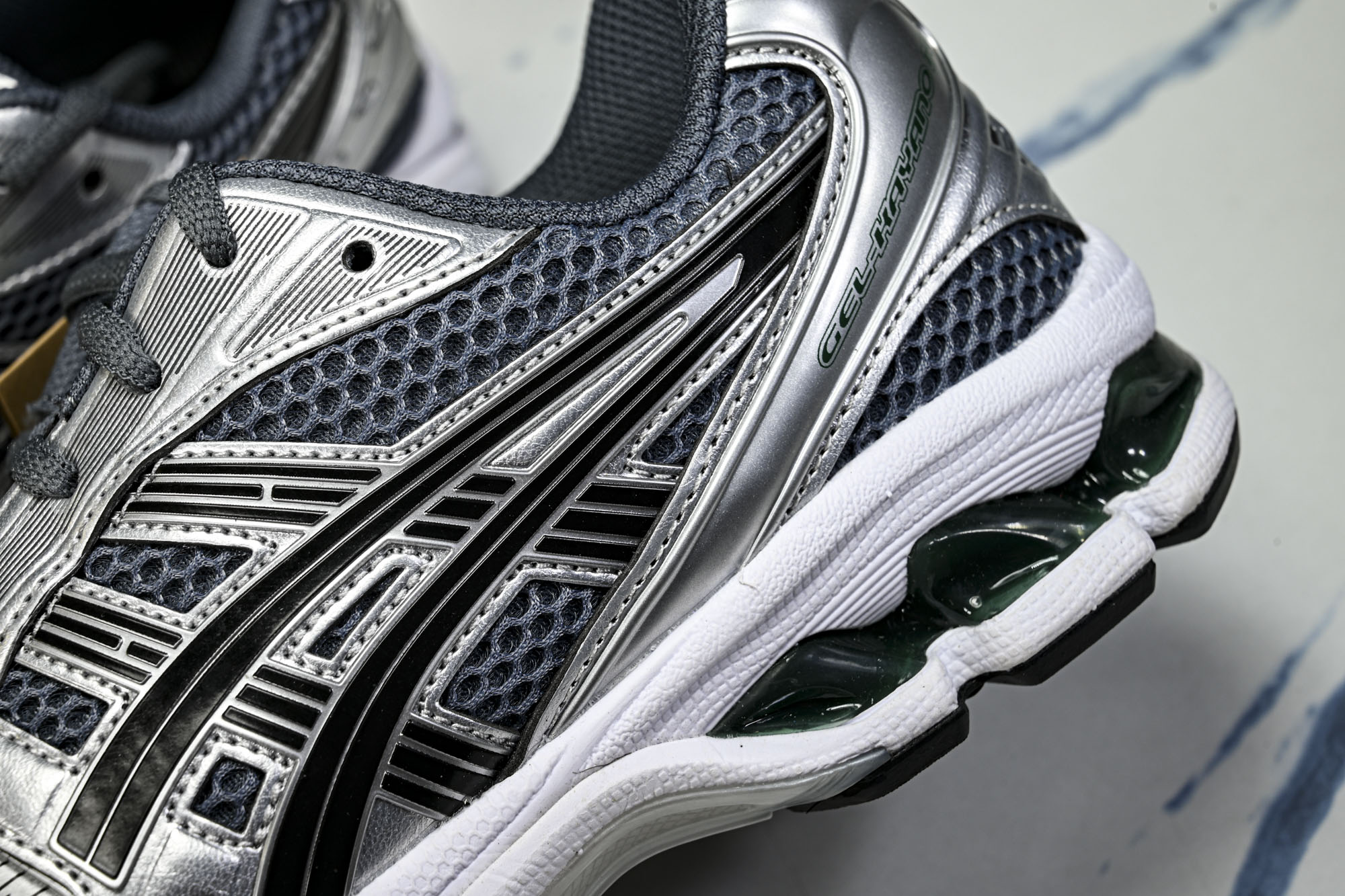 外贸平台 Asics Gel-Kayano 14 亚瑟士运动休闲透气专业跑鞋1203A537-020 #YZ002-2 外贸平台 Asics Gel-Kayano 14 亚瑟士运动休闲透气专业跑鞋1203A537-020 #YZ002-2