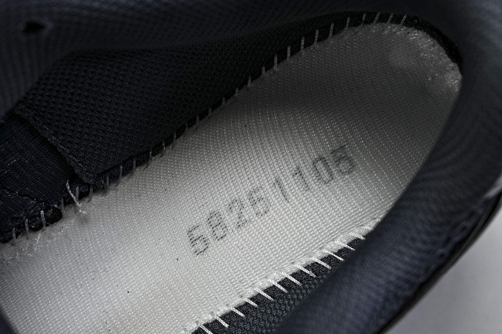 外贸平台 Asics Gel-Kayano 14 亚瑟士运动休闲透气专业跑鞋1203A537-020 #YZ002-2 外贸平台 Asics Gel-Kayano 14 亚瑟士运动休闲透气专业跑鞋1203A537-020 #YZ002-2