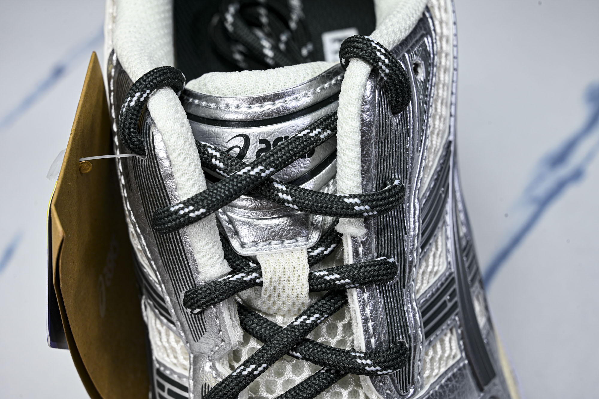 外贸平台 Asics Gel-Kayano 14 亚瑟士运动休闲透气专业跑鞋1203A566-100 #YZ002-2 外贸平台 Asics Gel-Kayano 14 亚瑟士运动休闲透气专业跑鞋1203A566-100 #YZ002-2