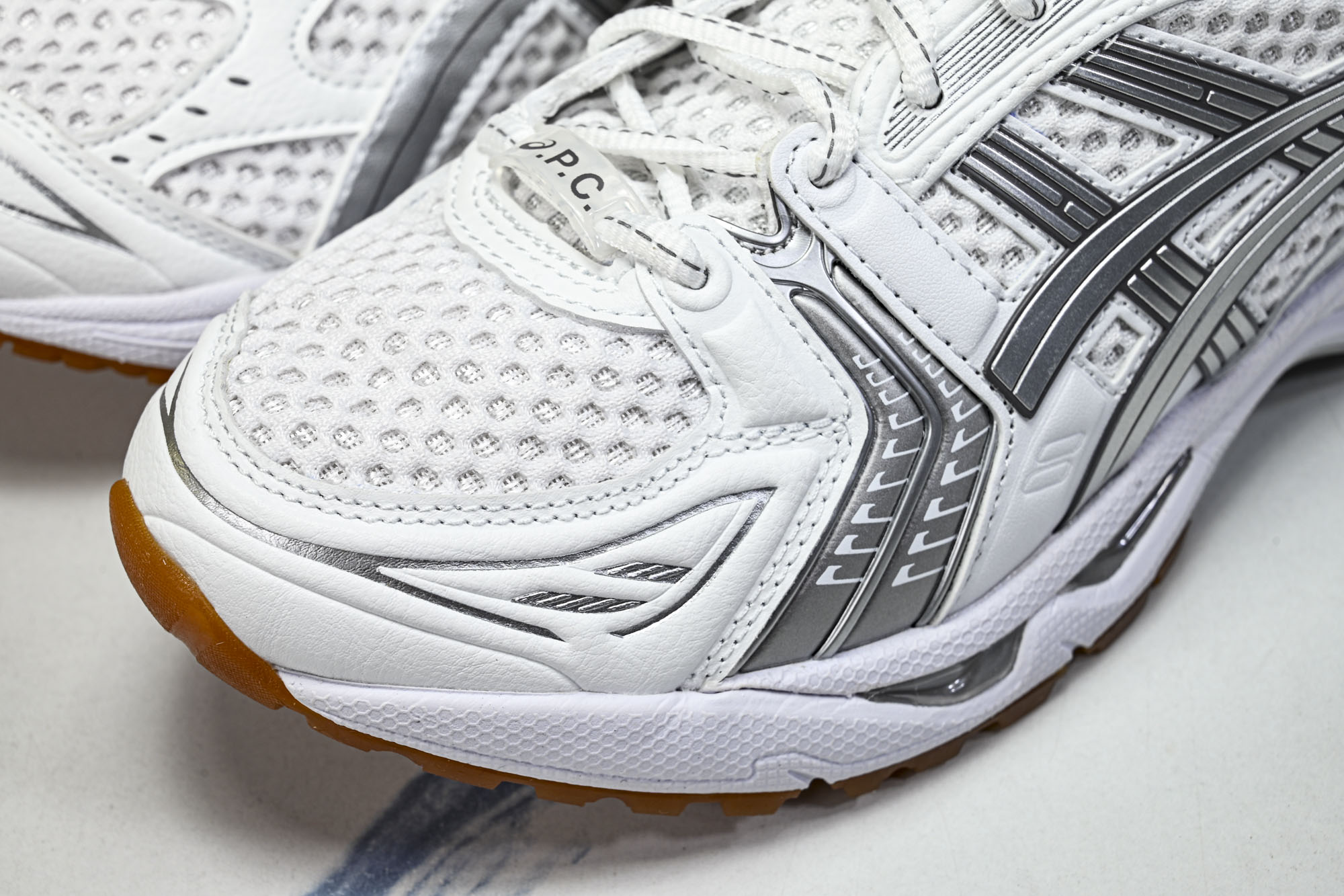 外贸平台 Asics Gel-Kayano 14 亚瑟士运动休闲透气专业跑鞋1203A727-100 #YZ002-2 外贸平台 Asics Gel-Kayano 14 亚瑟士运动休闲透气专业跑鞋1203A727-100 #YZ002-2