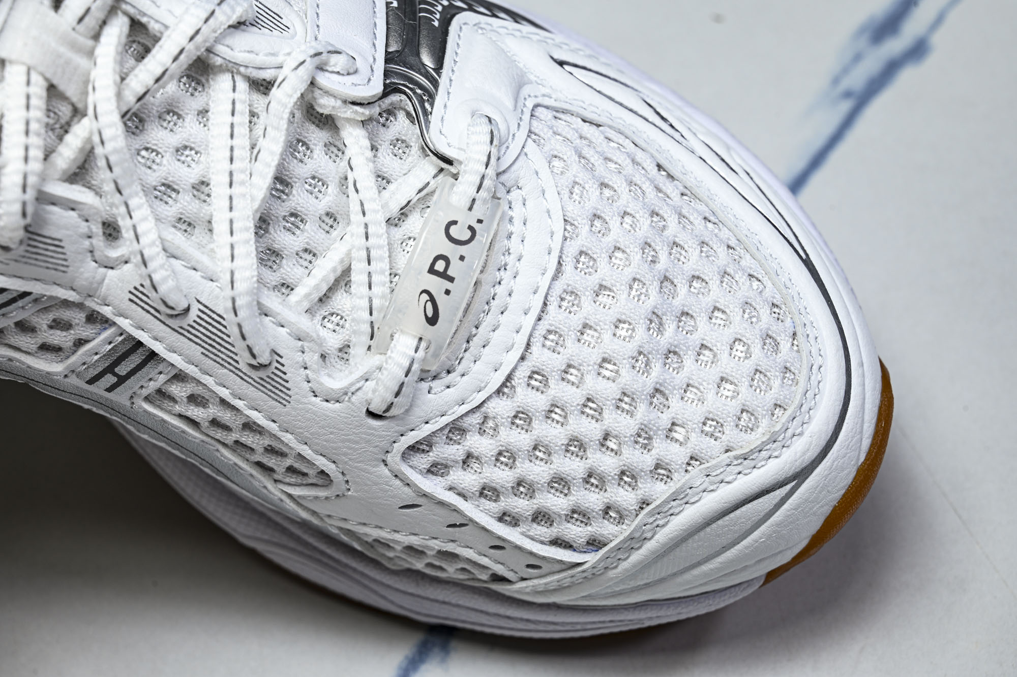 外贸平台 Asics Gel-Kayano 14 亚瑟士运动休闲透气专业跑鞋1203A727-100 #YZ002-2 外贸平台 Asics Gel-Kayano 14 亚瑟士运动休闲透气专业跑鞋1203A727-100 #YZ002-2