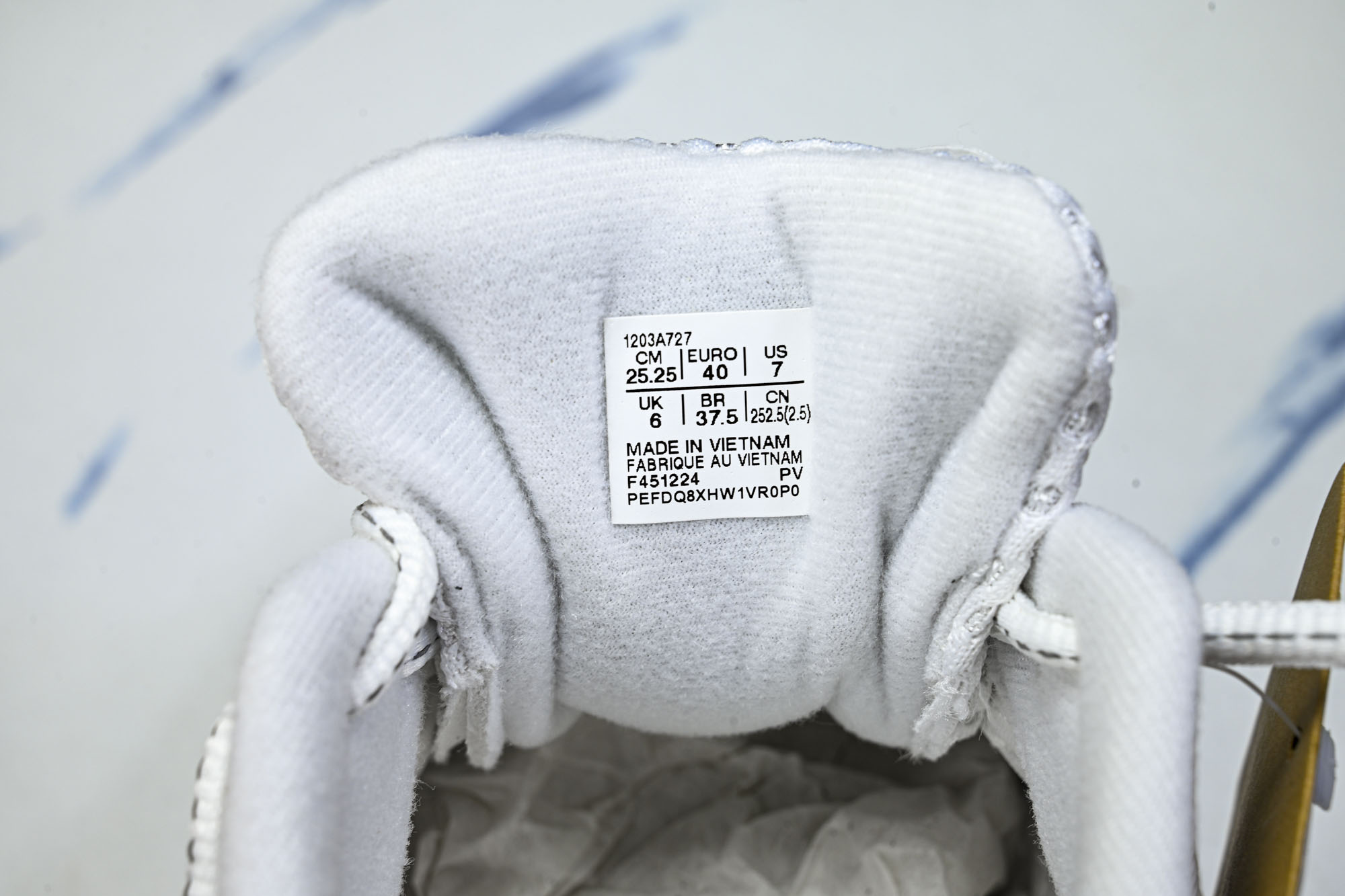 外贸平台 Asics Gel-Kayano 14 亚瑟士运动休闲透气专业跑鞋1203A727-100 #YZ002-2 外贸平台 Asics Gel-Kayano 14 亚瑟士运动休闲透气专业跑鞋1203A727-100 #YZ002-2