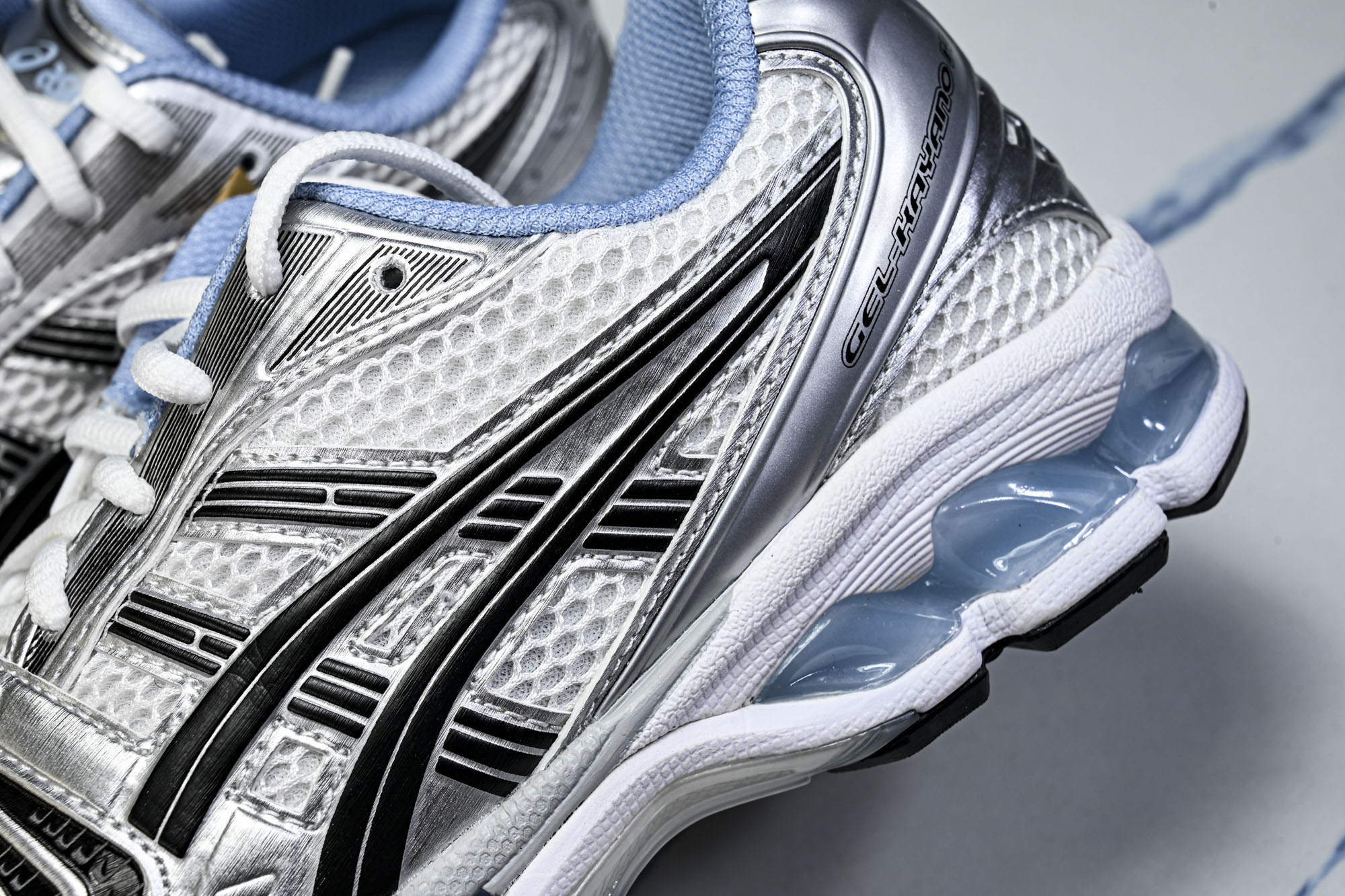 外贸平台 Asics Gel-Kayano 14 亚瑟士运动休闲透气专业跑鞋1203A961-101 #YZ002-2 外贸平台 Asics Gel-Kayano 14 亚瑟士运动休闲透气专业跑鞋1203A961-101 #YZ002-2