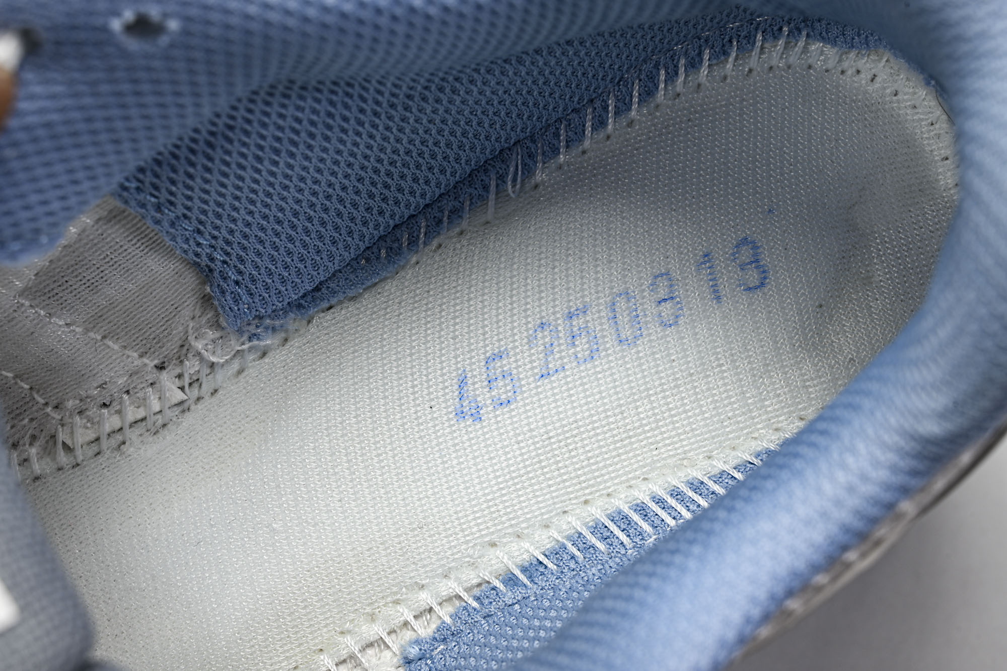 外贸平台 Asics Gel-Kayano 14 亚瑟士运动休闲透气专业跑鞋1203A961-101 #YZ002-2 外贸平台 Asics Gel-Kayano 14 亚瑟士运动休闲透气专业跑鞋1203A961-101 #YZ002-2