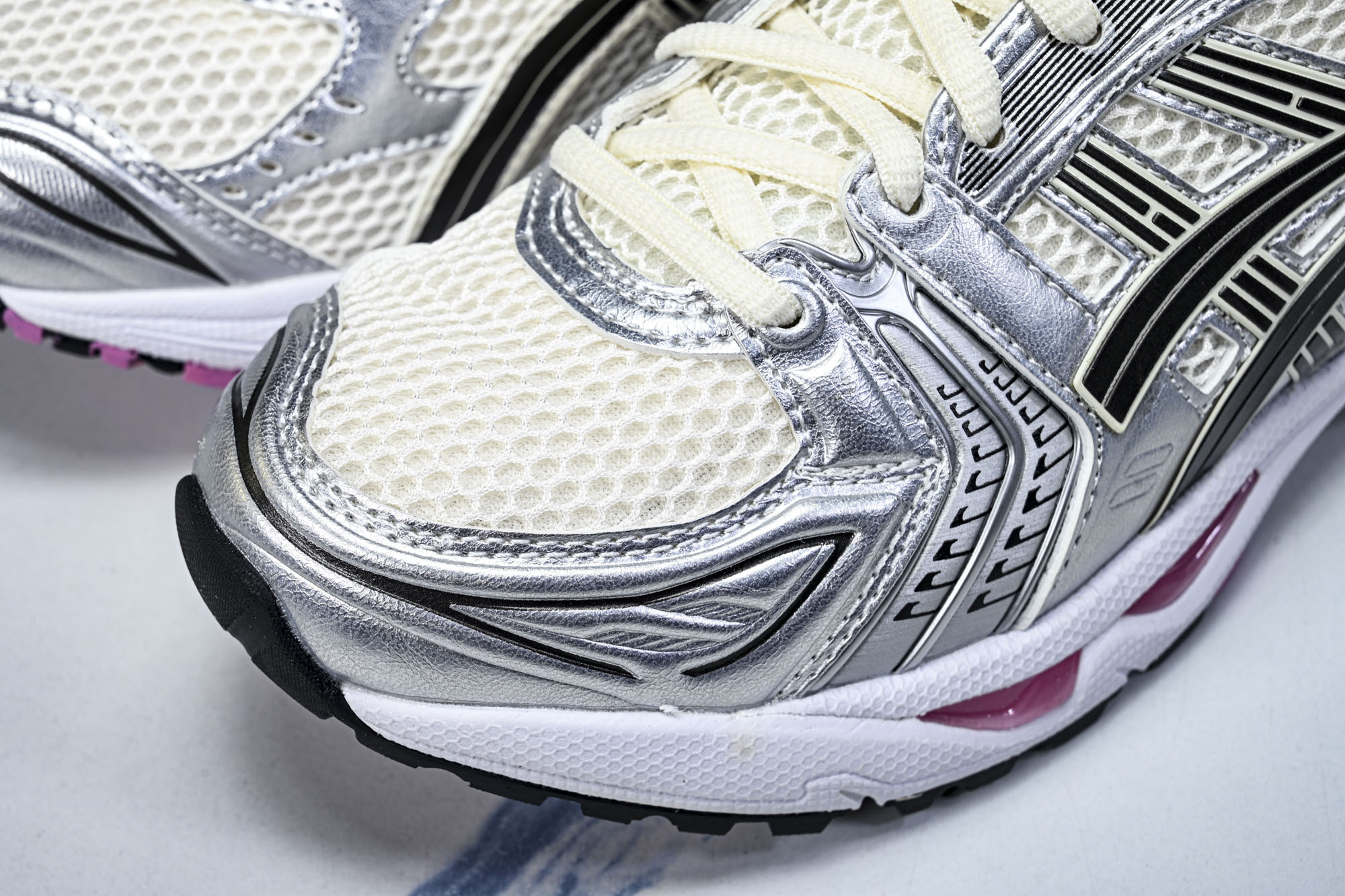 外贸平台 Asics Gel-Kayano 14 亚瑟士运动休闲透气专业跑鞋 1203A537-103 #YZ002-2 外贸平台 Asics Gel-Kayano 14 亚瑟士运动休闲透气专业跑鞋 1203A537-103 #YZ002-2