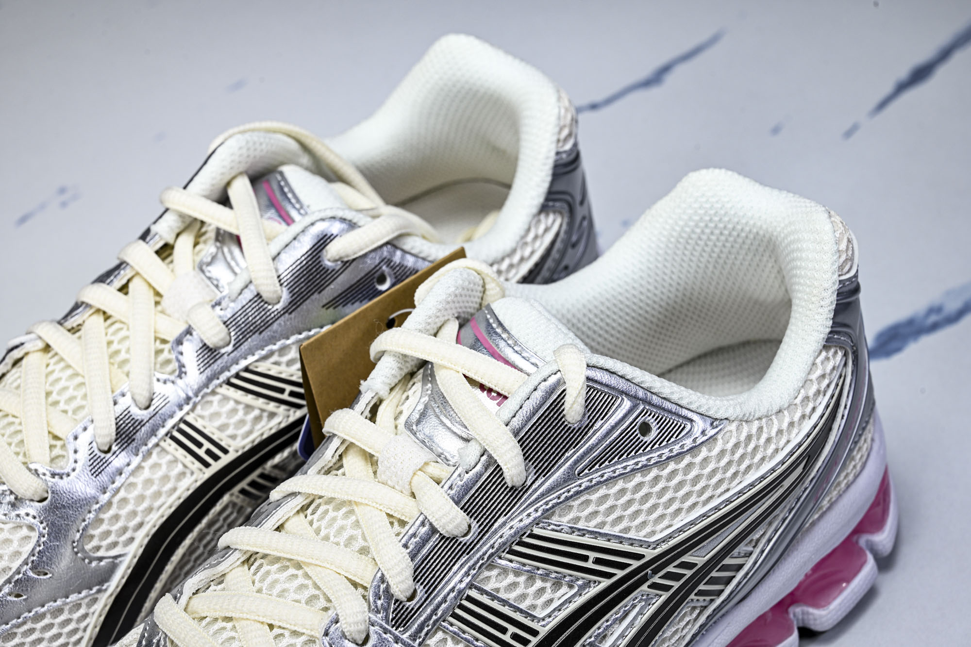 外贸平台 Asics Gel-Kayano 14 亚瑟士运动休闲透气专业跑鞋 1203A537-103 #YZ002-2 外贸平台 Asics Gel-Kayano 14 亚瑟士运动休闲透气专业跑鞋 1203A537-103 #YZ002-2