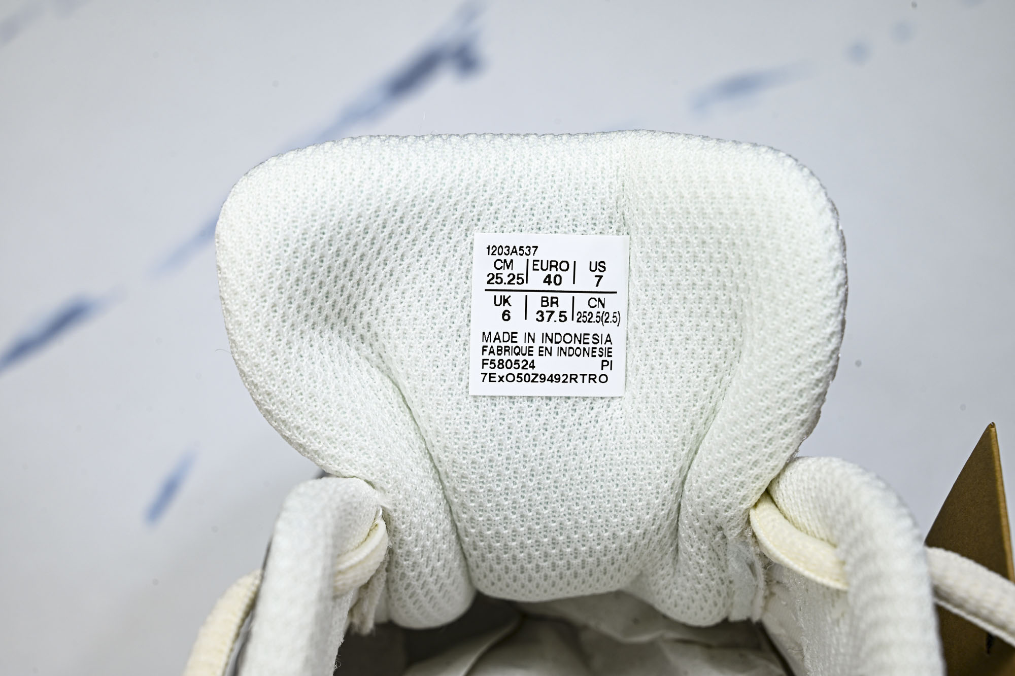 外贸平台 Asics Gel-Kayano 14 亚瑟士运动休闲透气专业跑鞋 1203A537-103 #YZ002-2 外贸平台 Asics Gel-Kayano 14 亚瑟士运动休闲透气专业跑鞋 1203A537-103 #YZ002-2